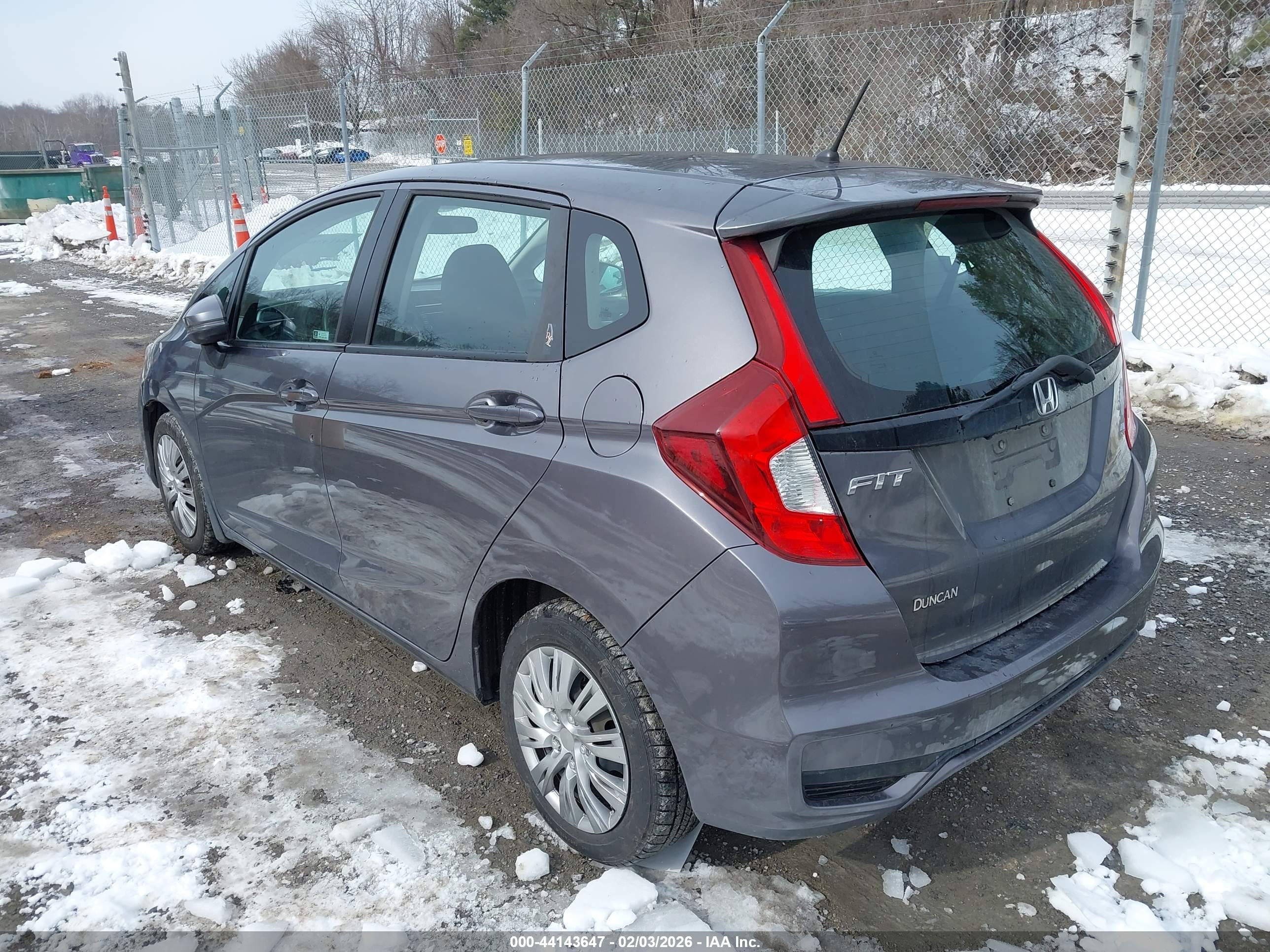 HONDA FIT image 3