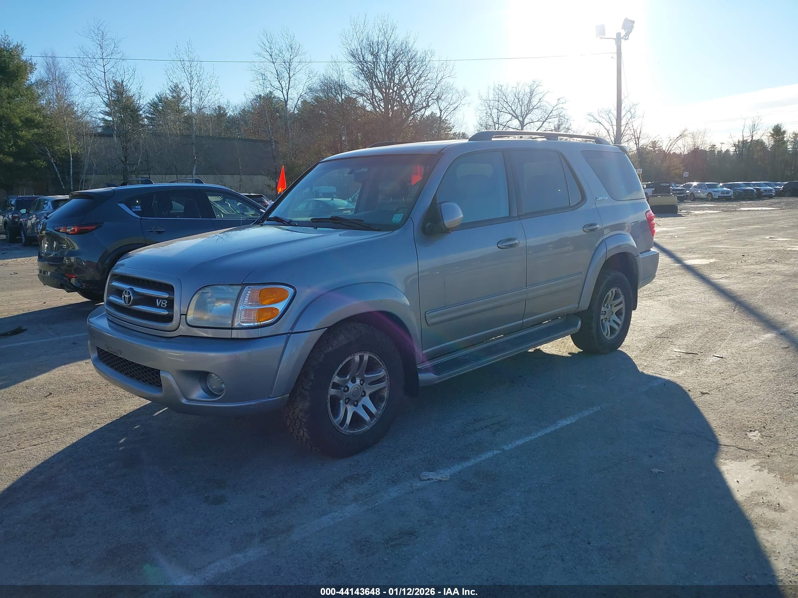 TOYOTA SEQUOIA image 2