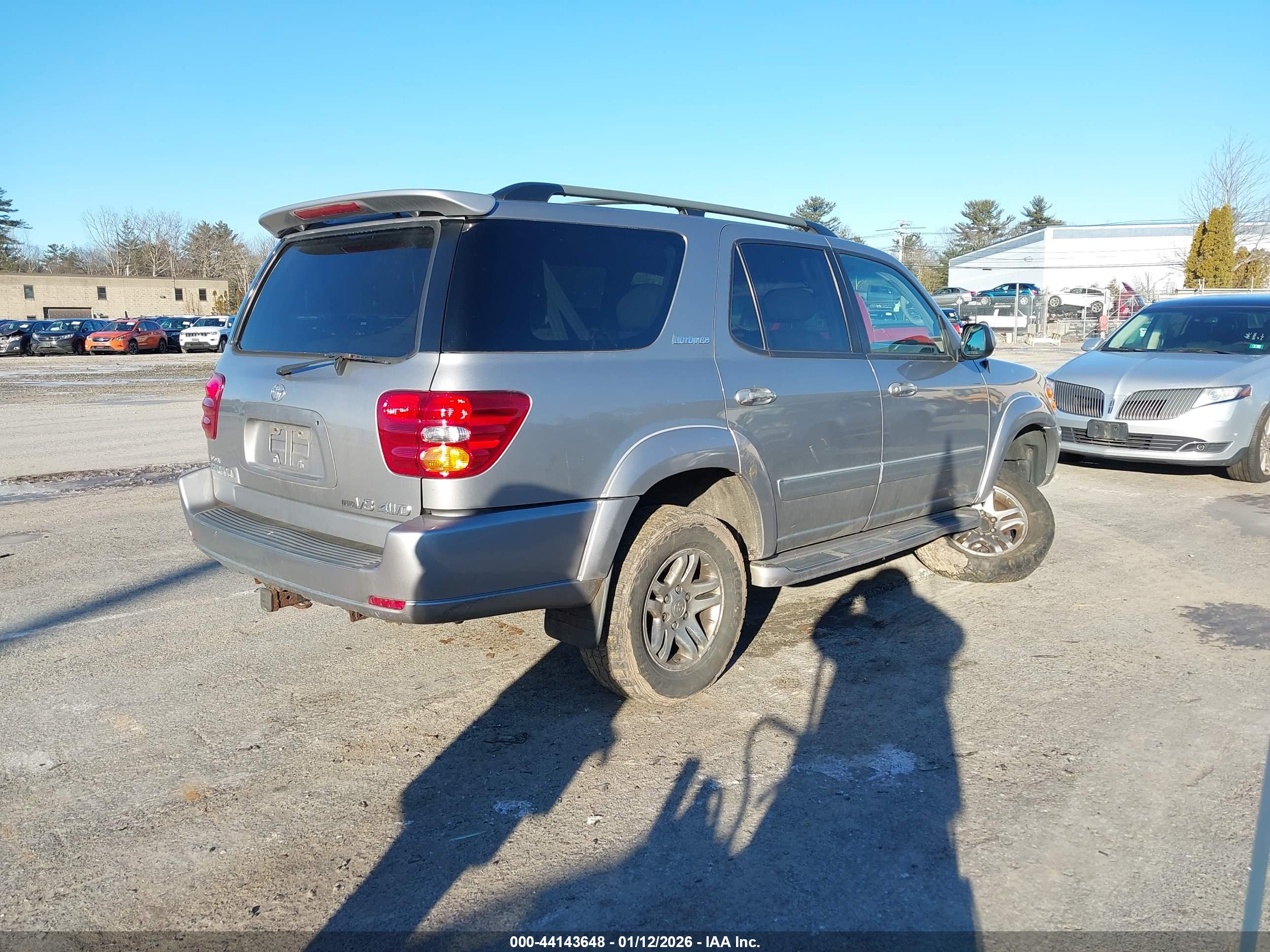 TOYOTA SEQUOIA image 4