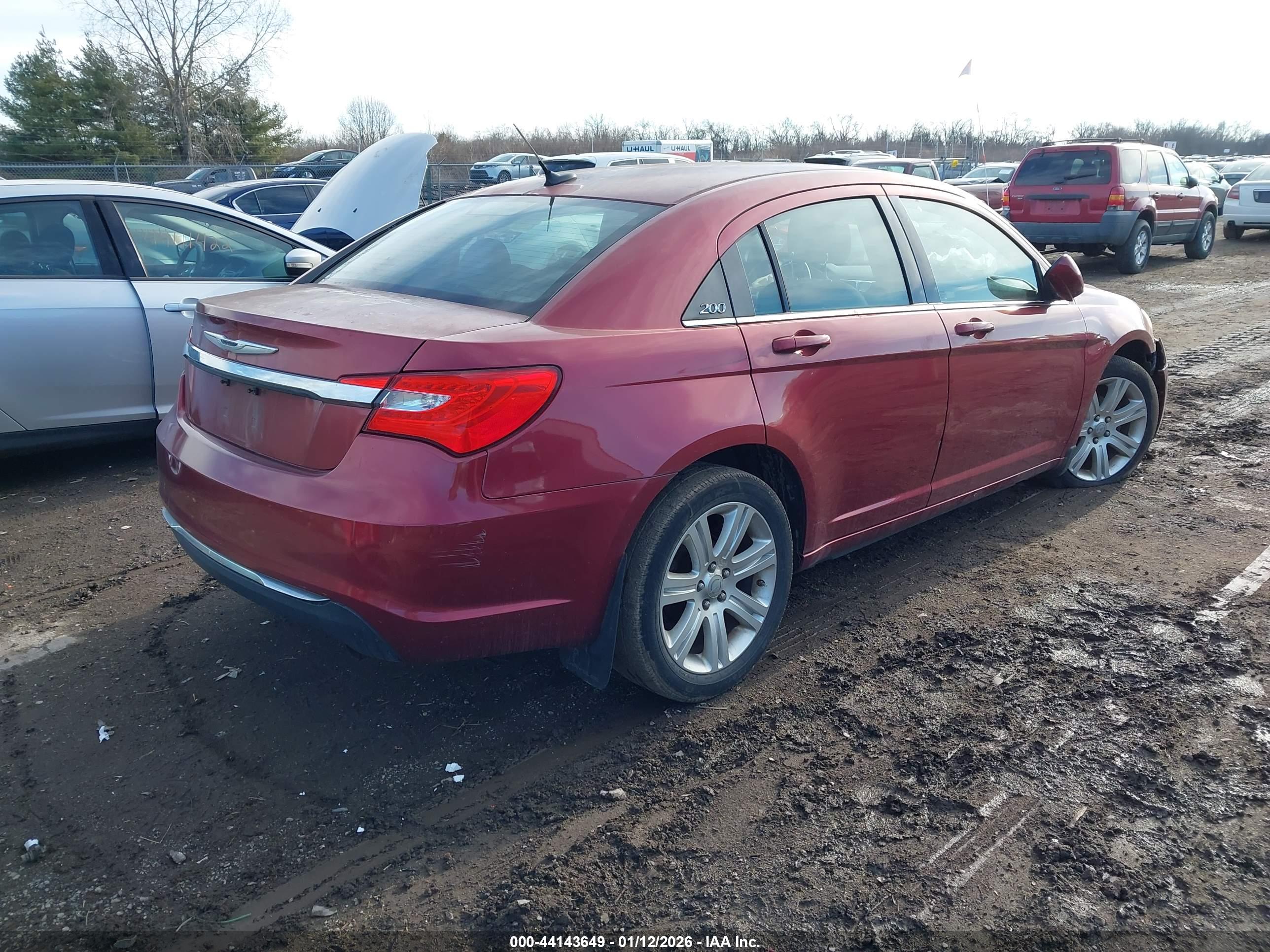 CHRYSLER 200 image 4