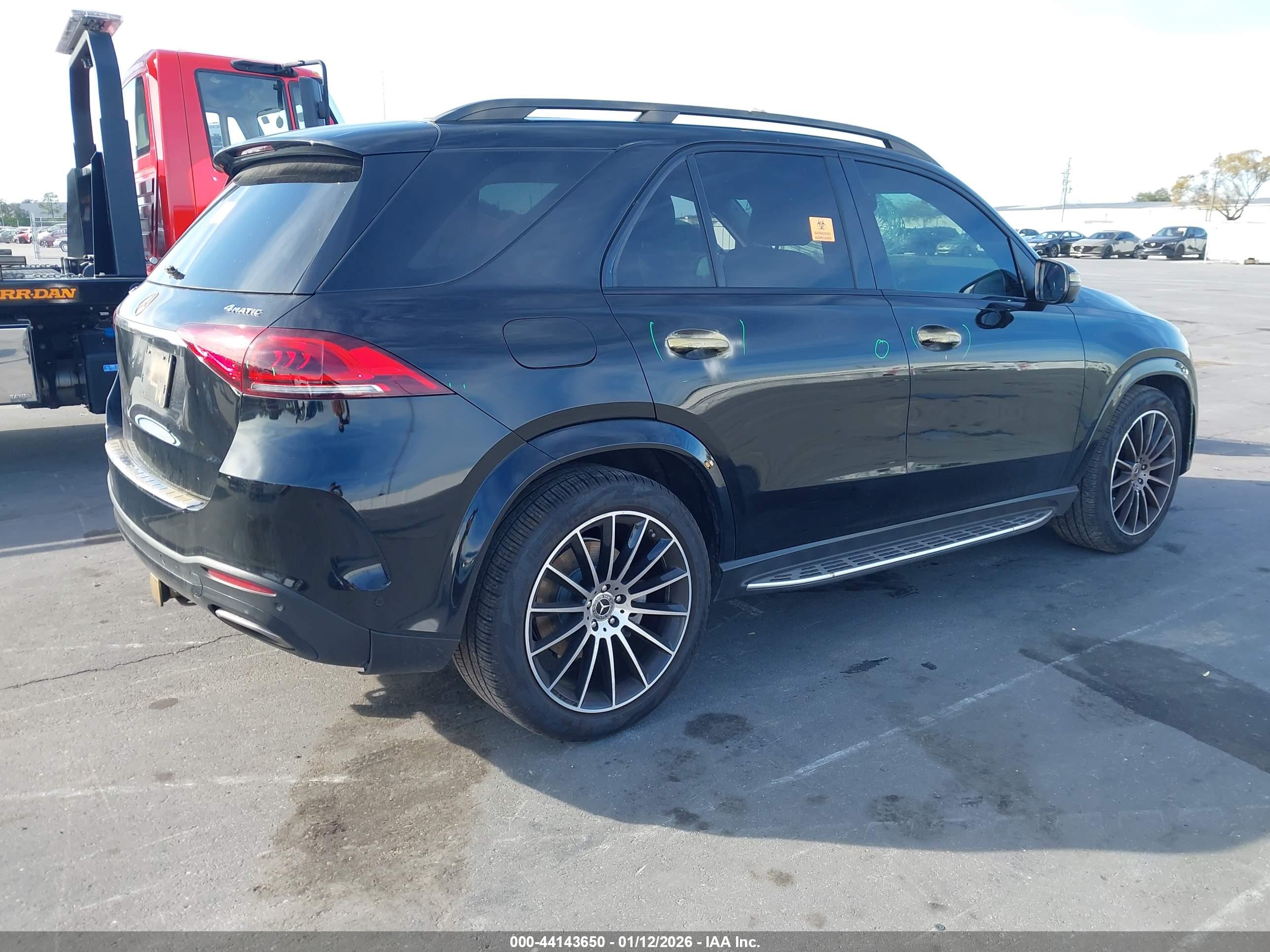 MERCEDES-BENZ GLE image 4