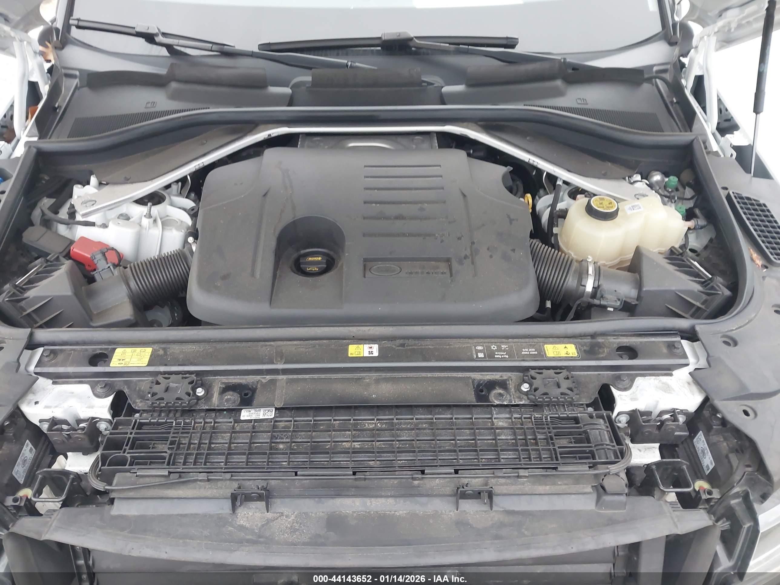 LAND ROVER image 10
