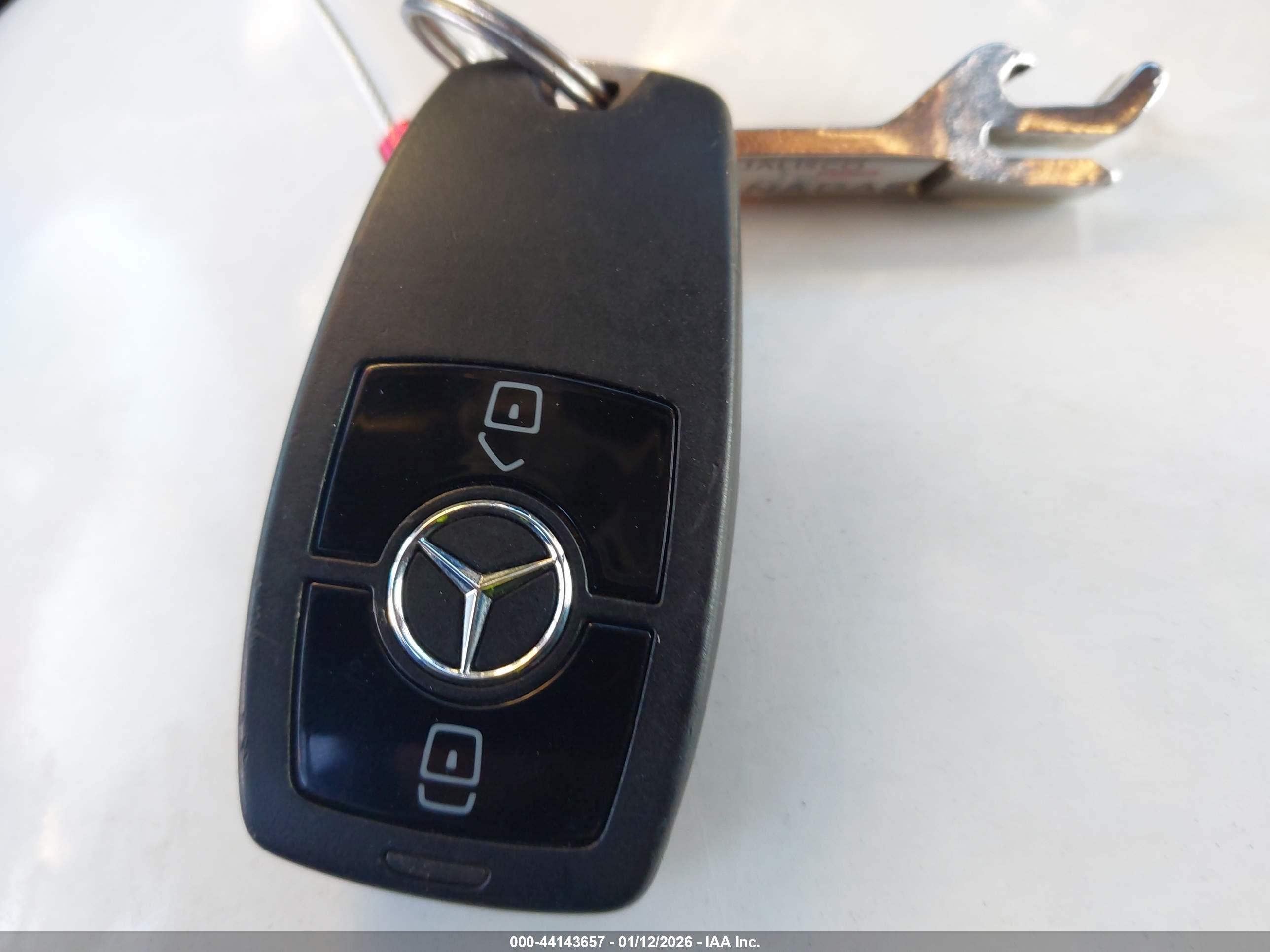 MERCEDES-BENZ SPRINTER image 11