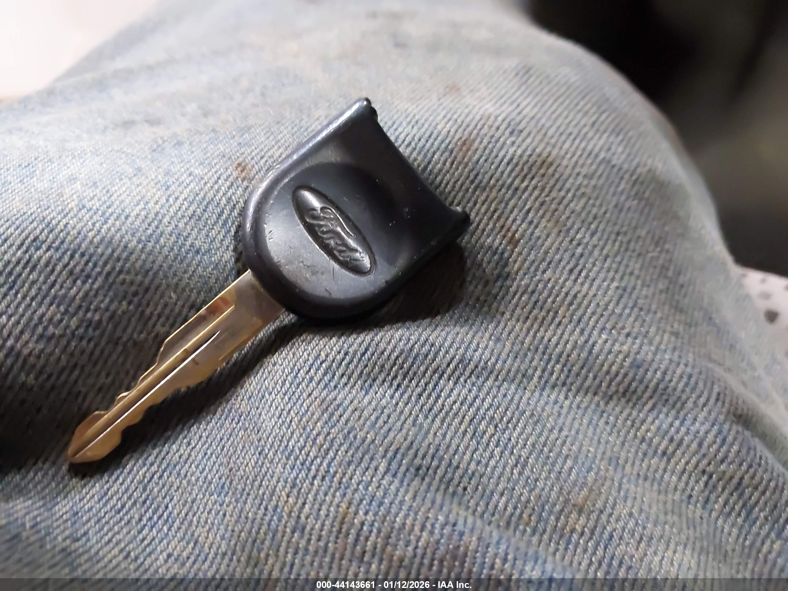 FORD FOCUS image 11