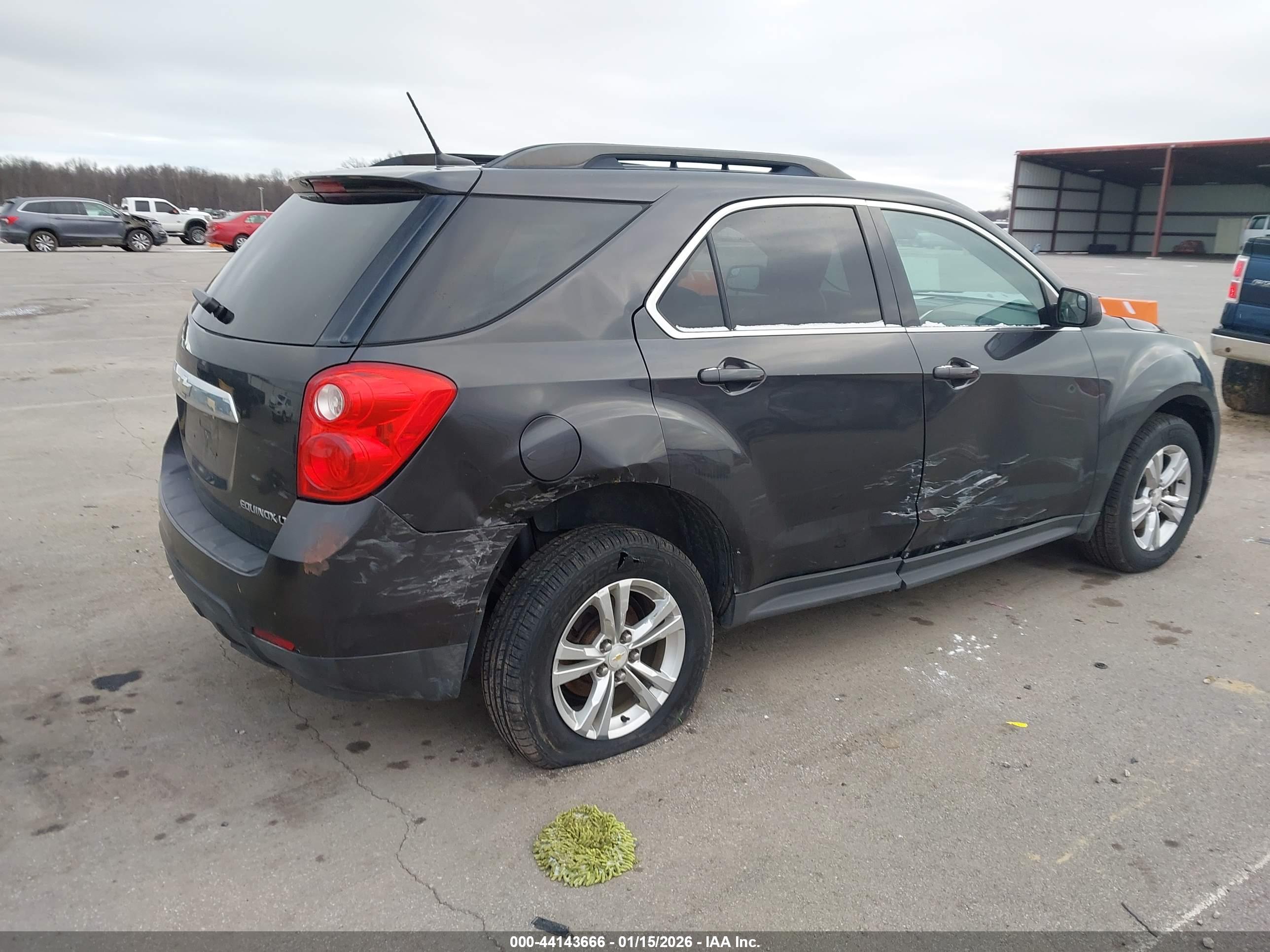 CHEVROLET EQUINOX image 4