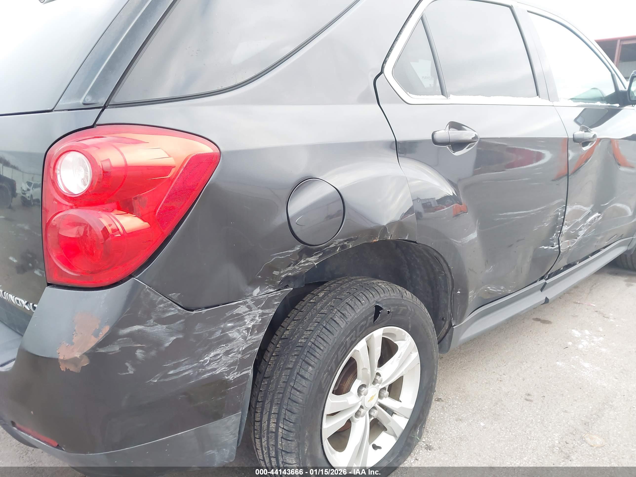 CHEVROLET EQUINOX image 6