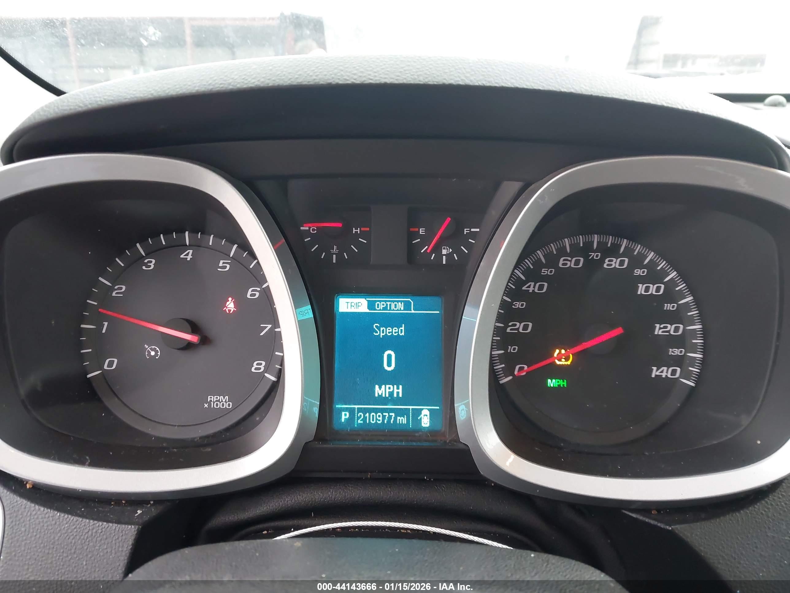 CHEVROLET EQUINOX image 7
