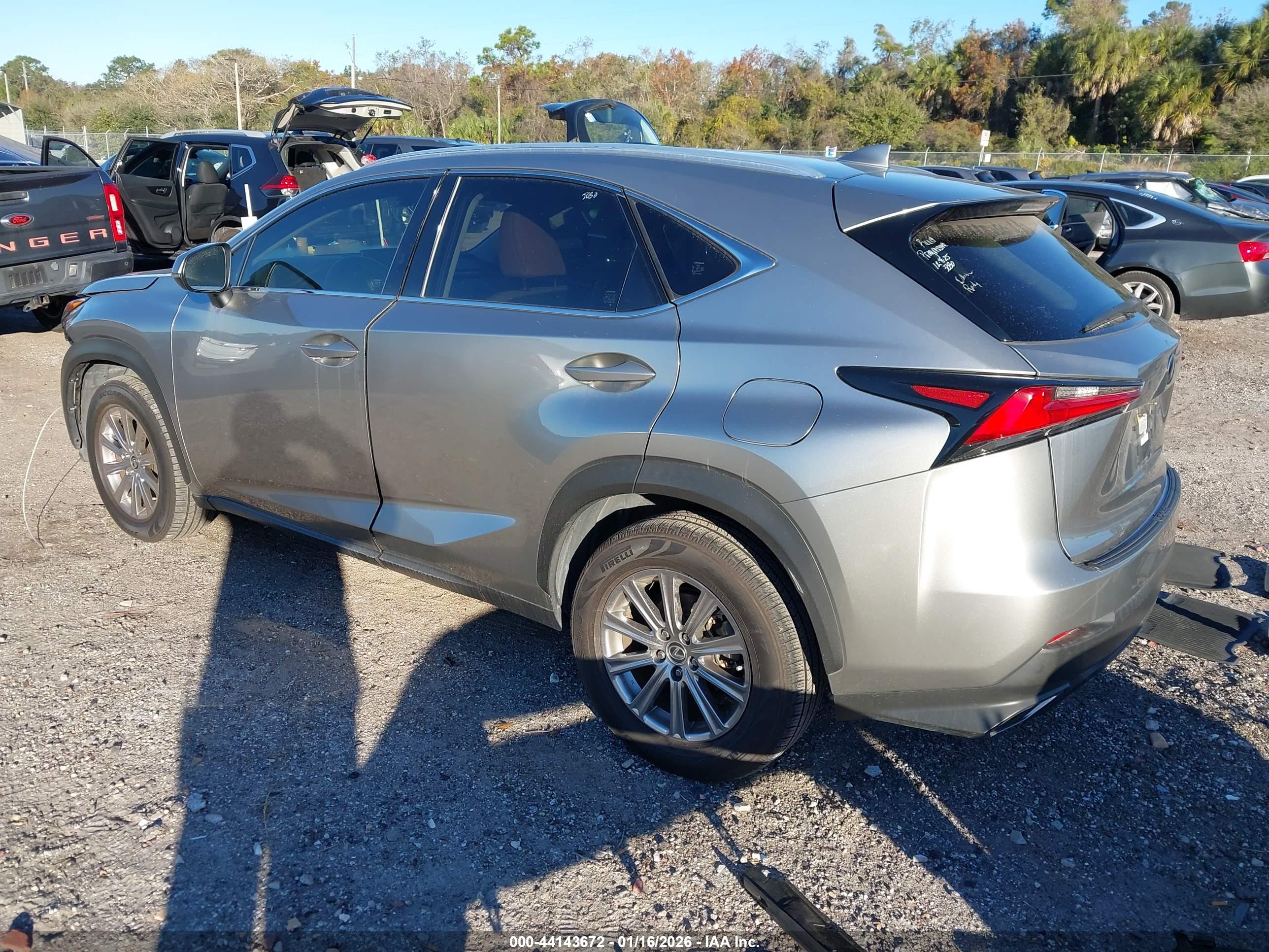 LEXUS NX image 3