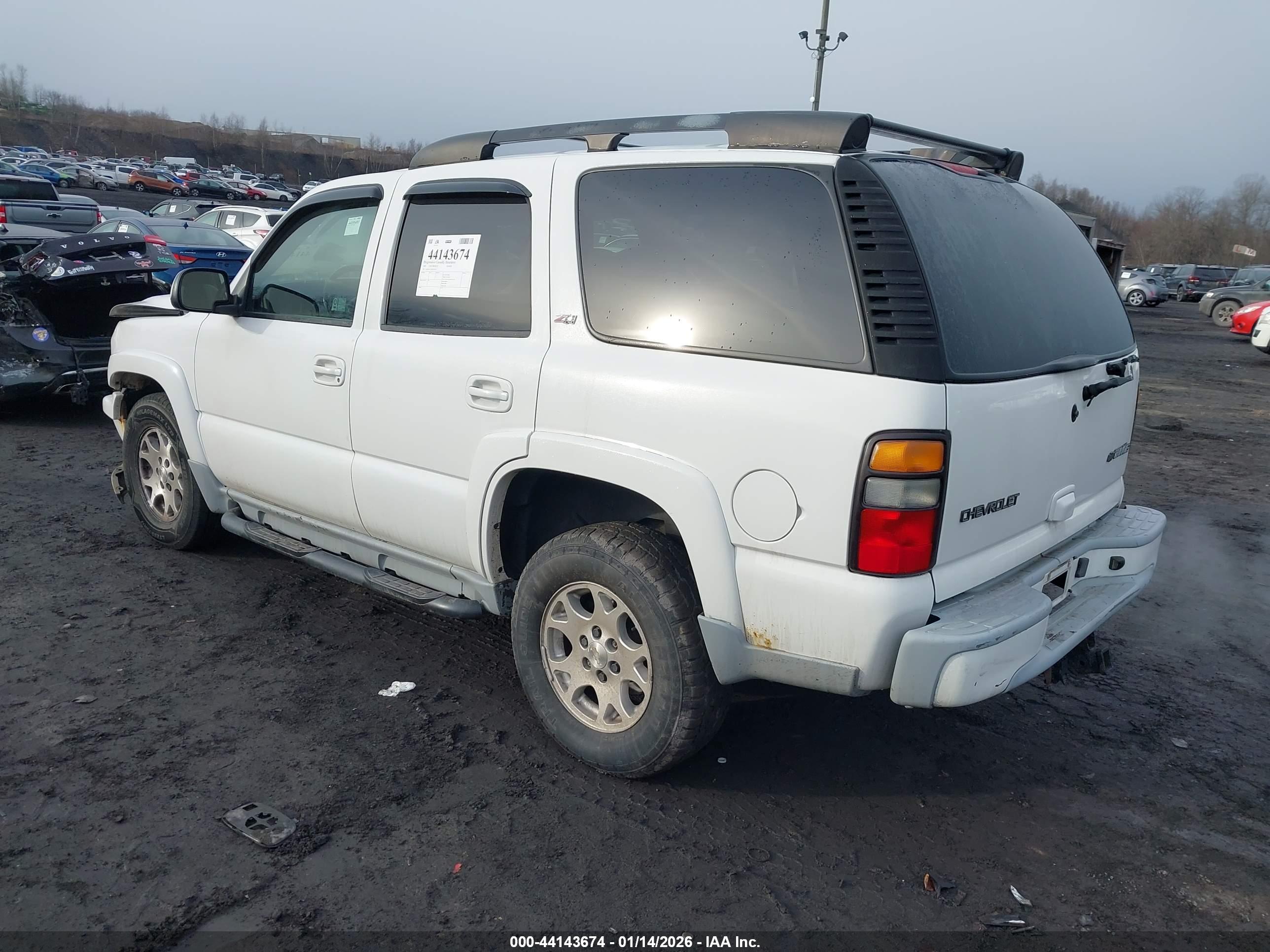 CHEVROLET TAHOE image 3