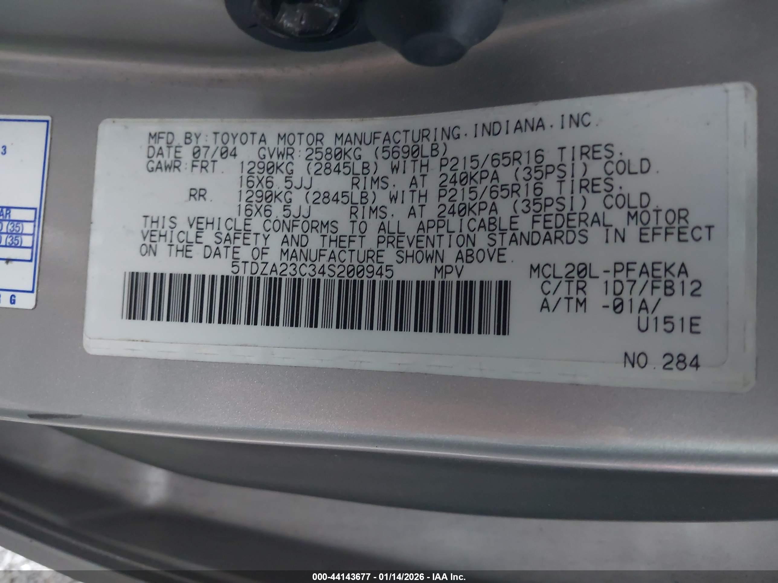 TOYOTA SIENNA image 9