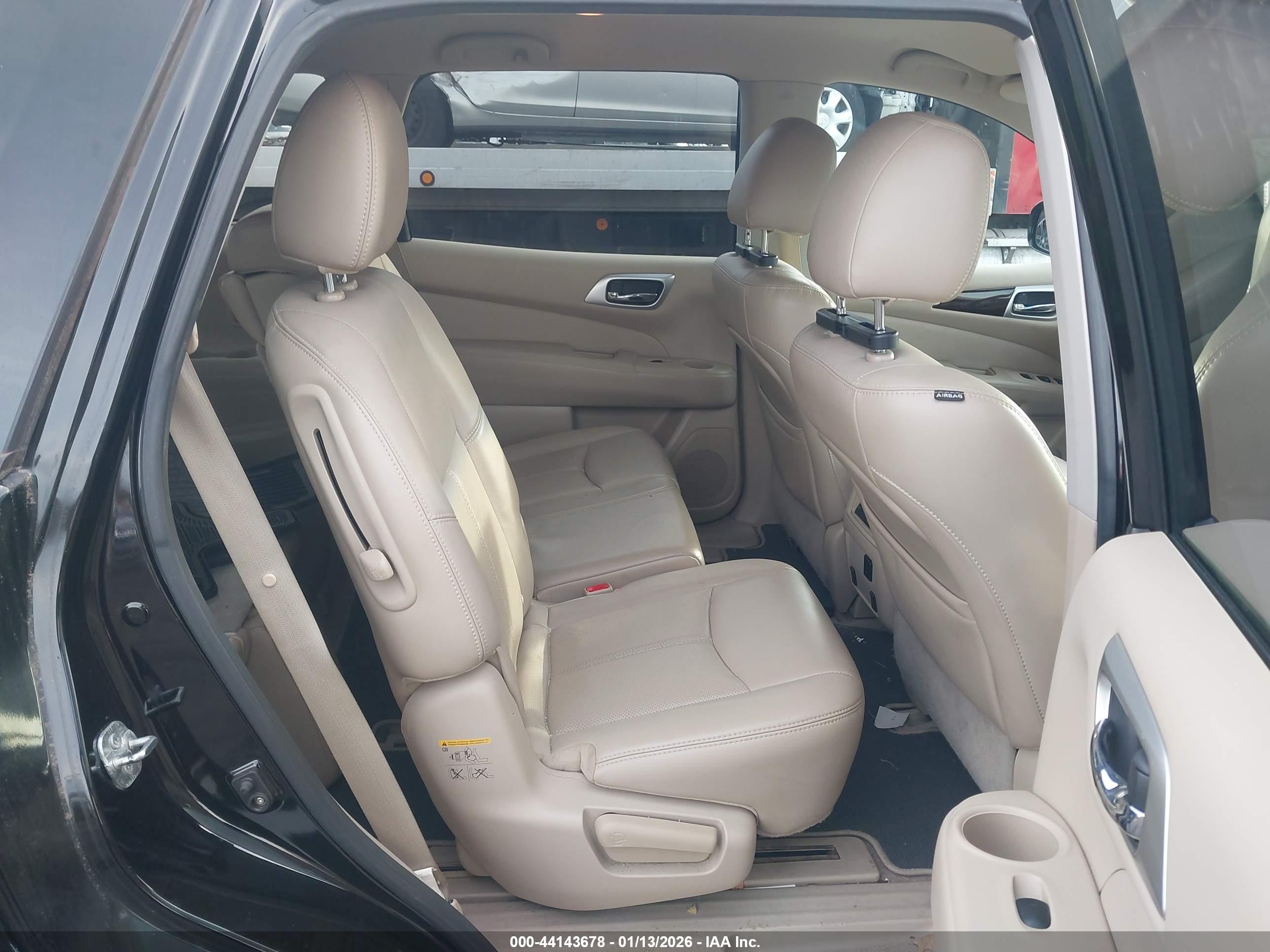 NISSAN PATHFINDER image 8