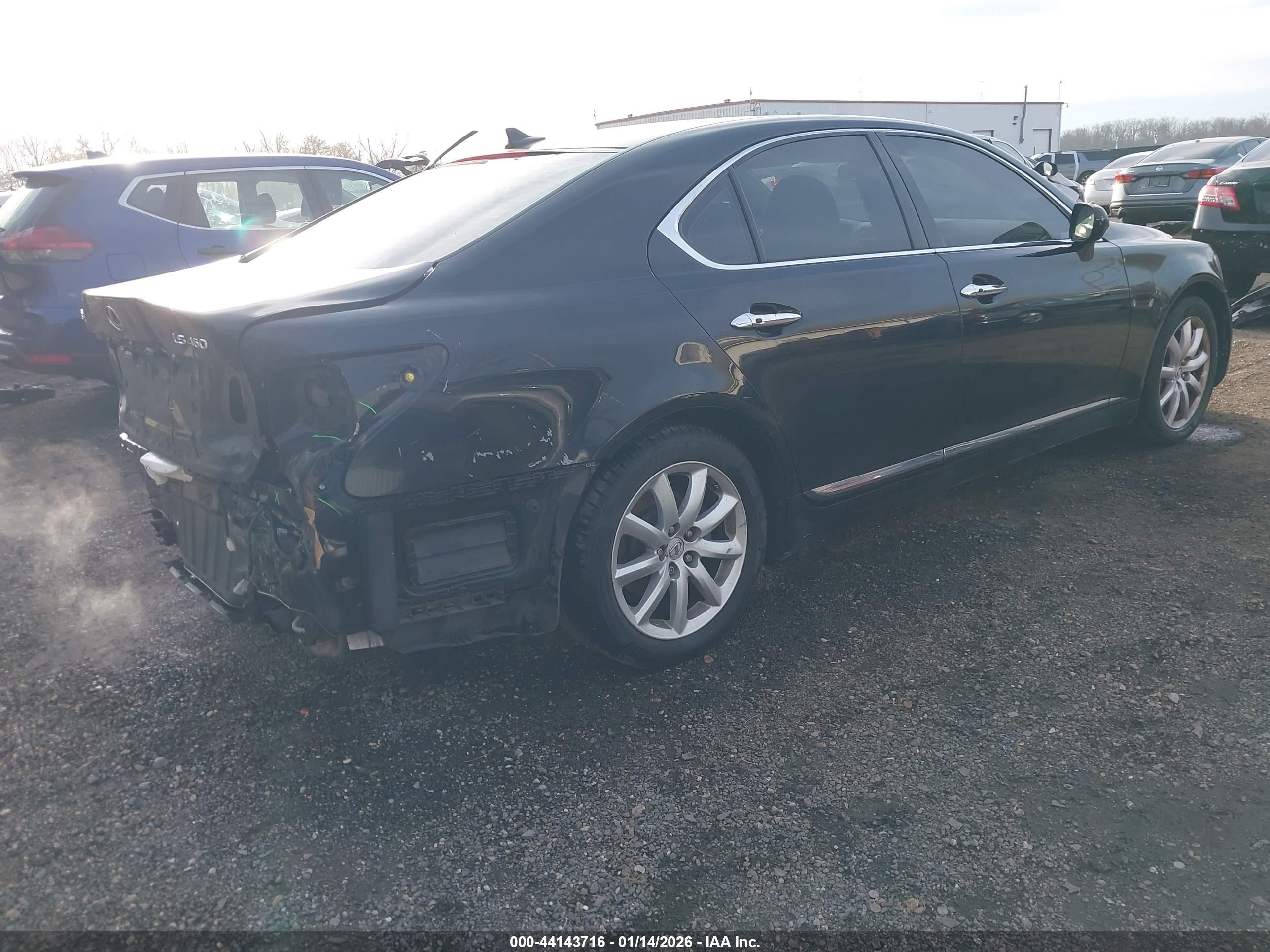 LEXUS LS image 4
