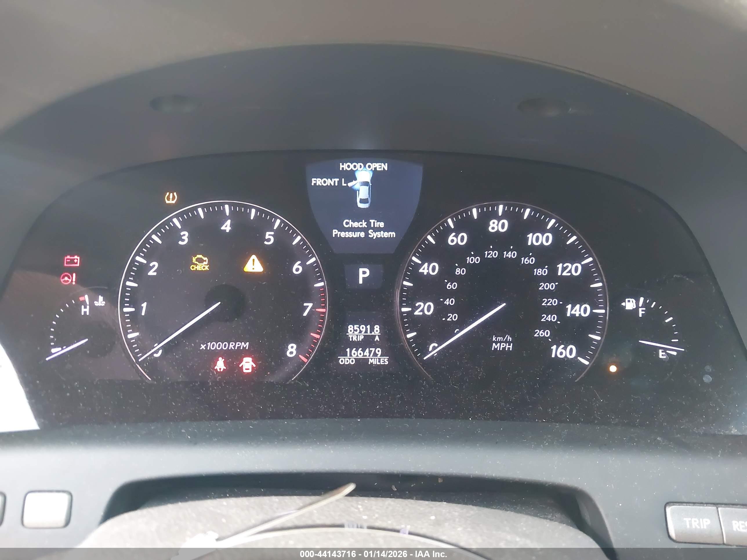 LEXUS LS image 7