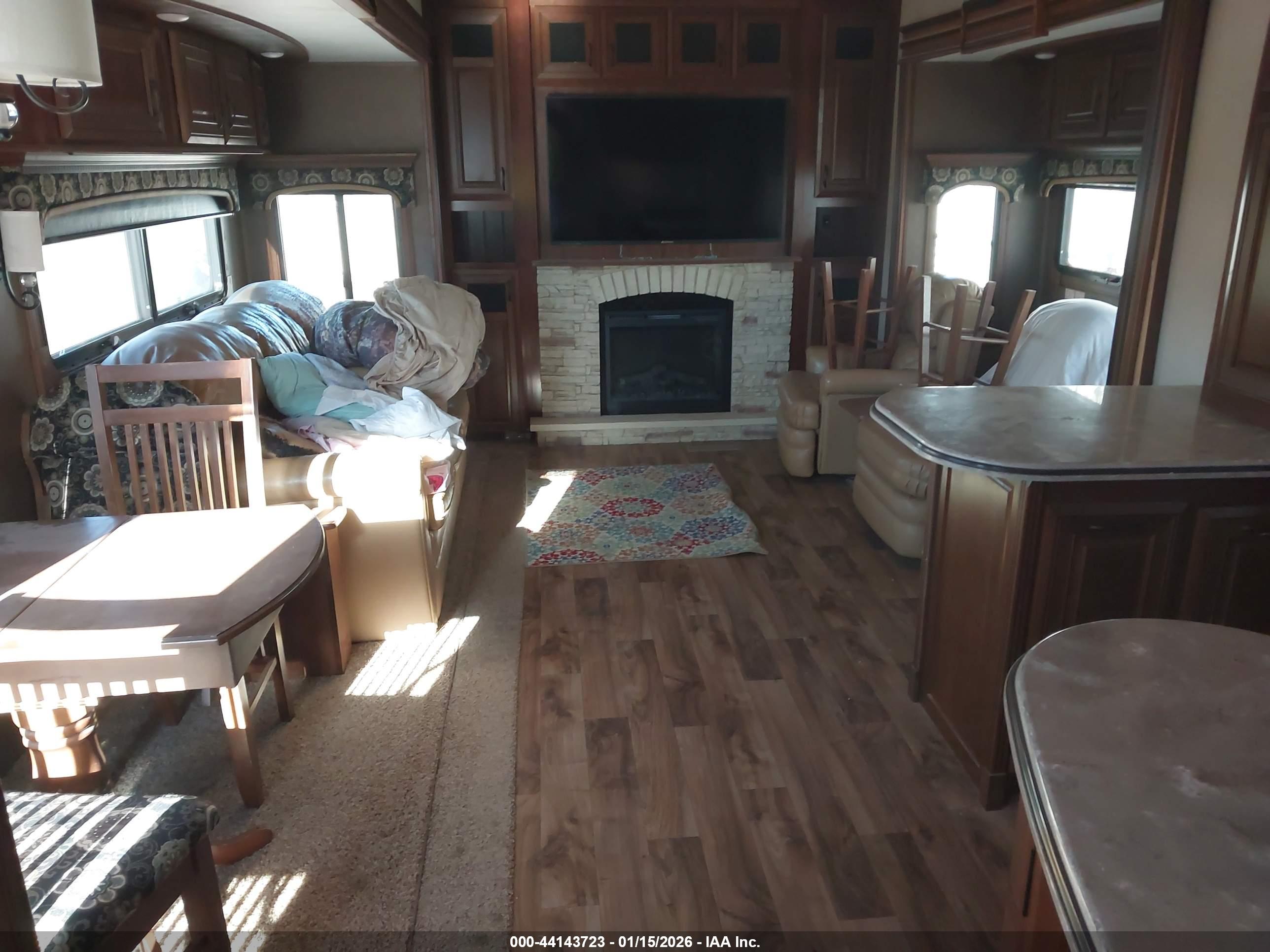 JAYCO PINNACLE image 8