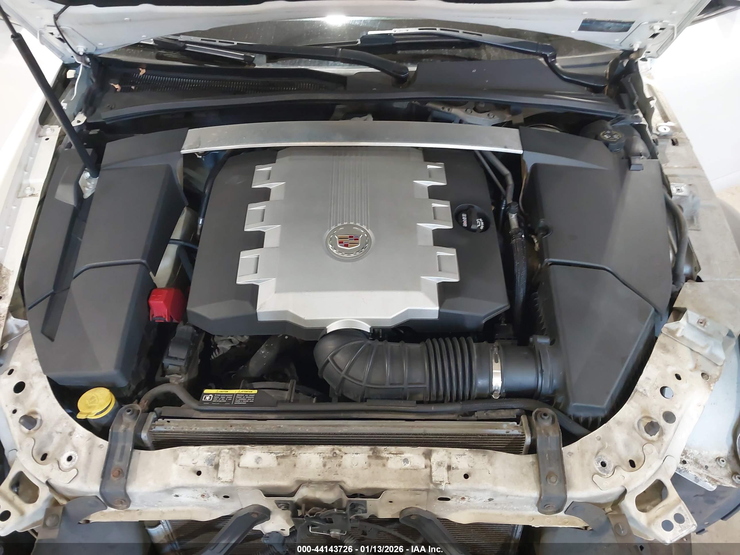 CADILLAC CTS image 10