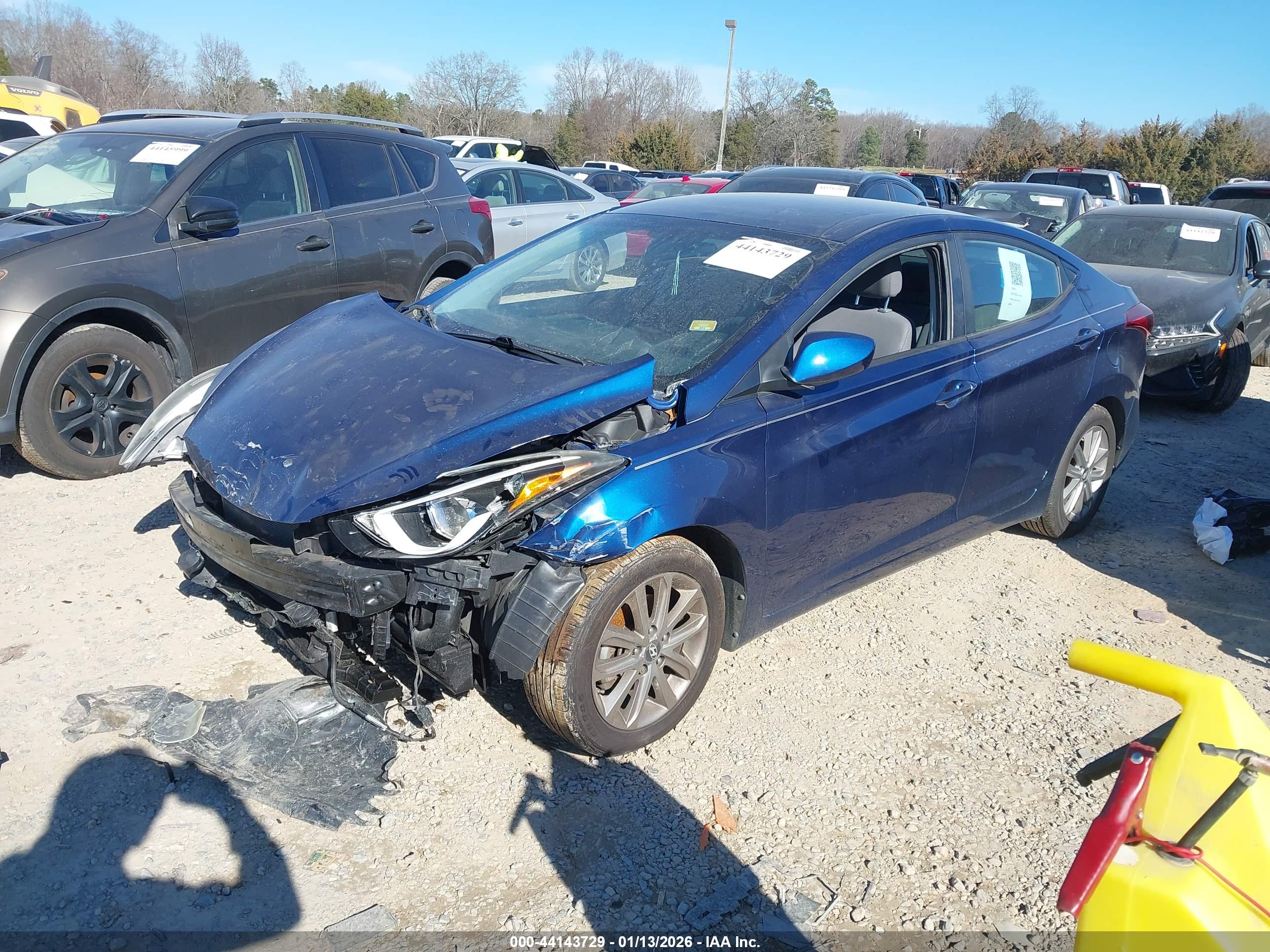 HYUNDAI ELANTRA image 2