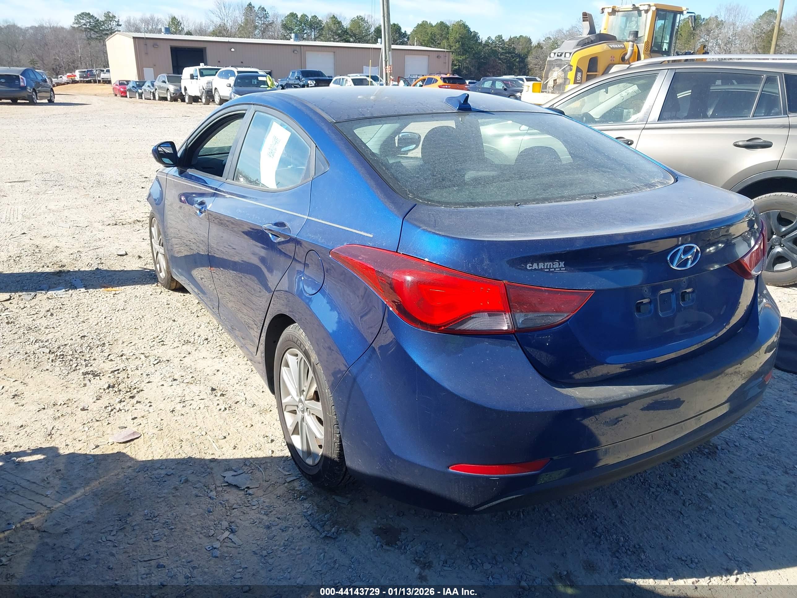 HYUNDAI ELANTRA image 3