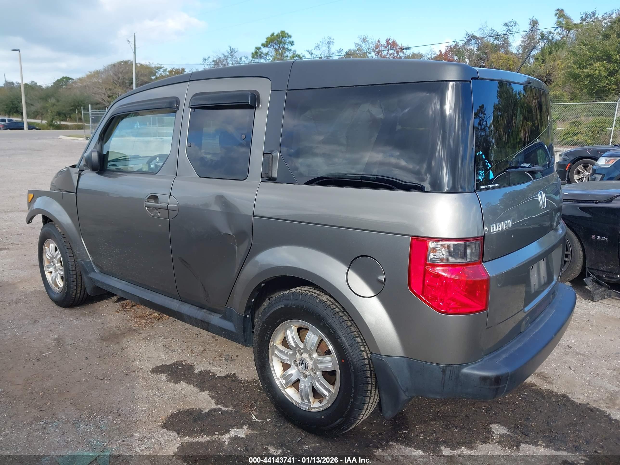 HONDA ELEMENT image 3