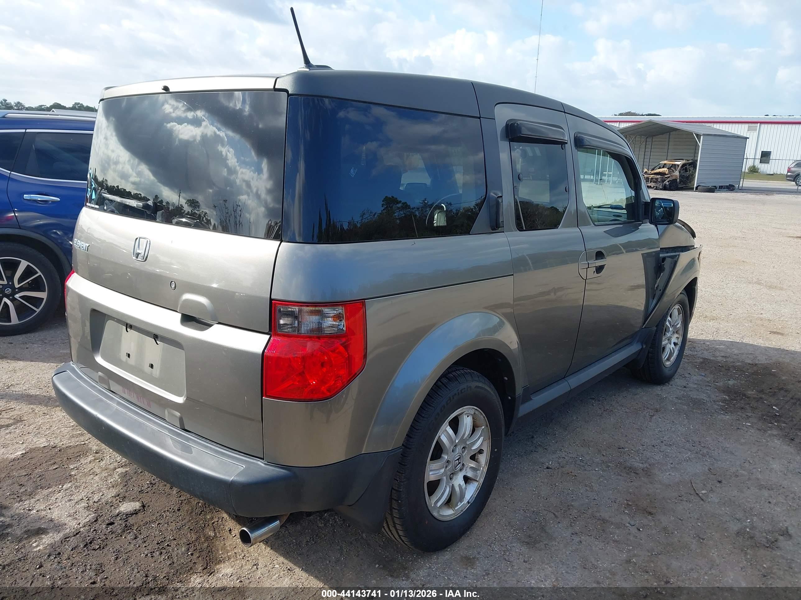 HONDA ELEMENT image 4