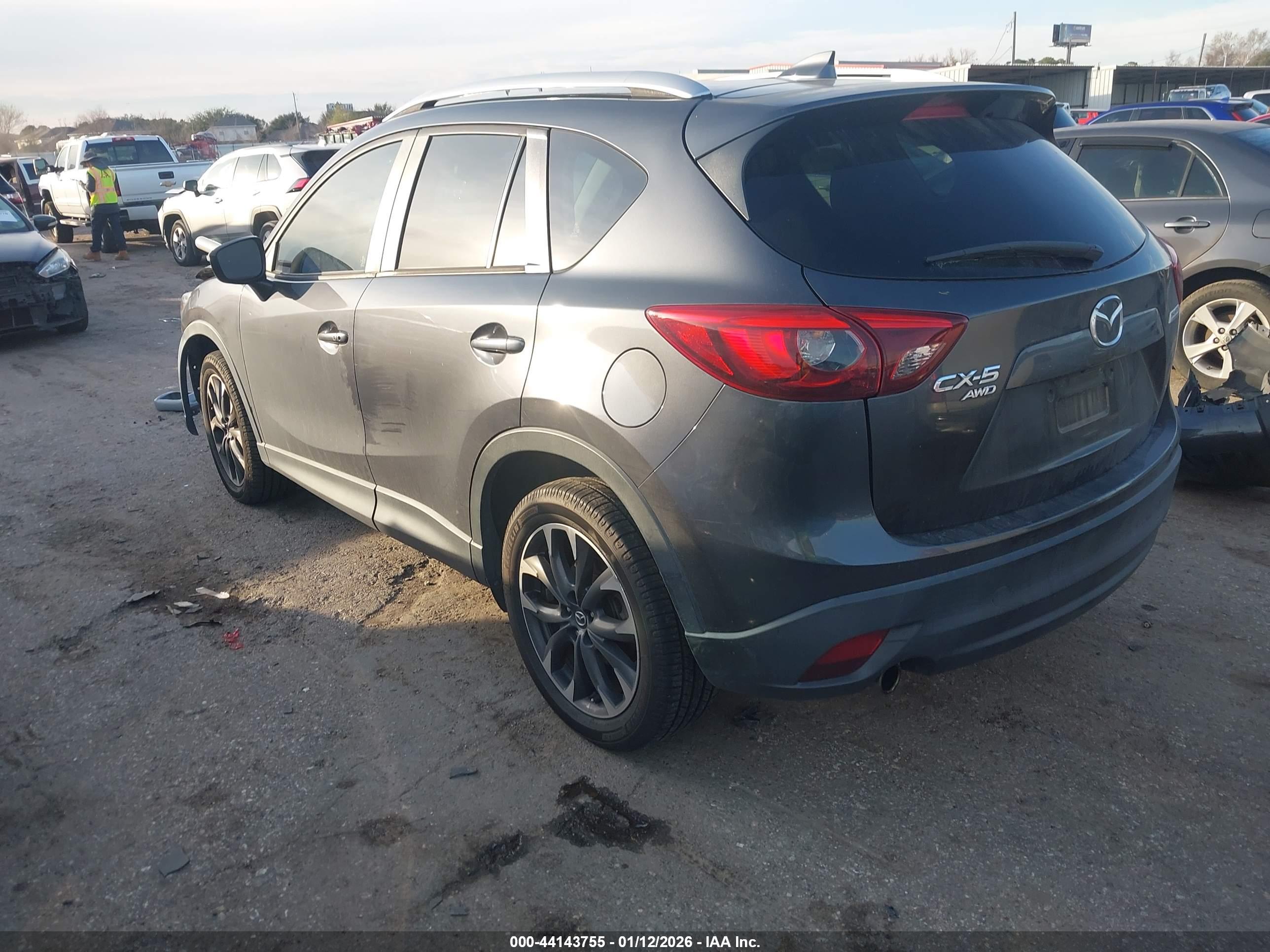 MAZDA CX-5 image 3