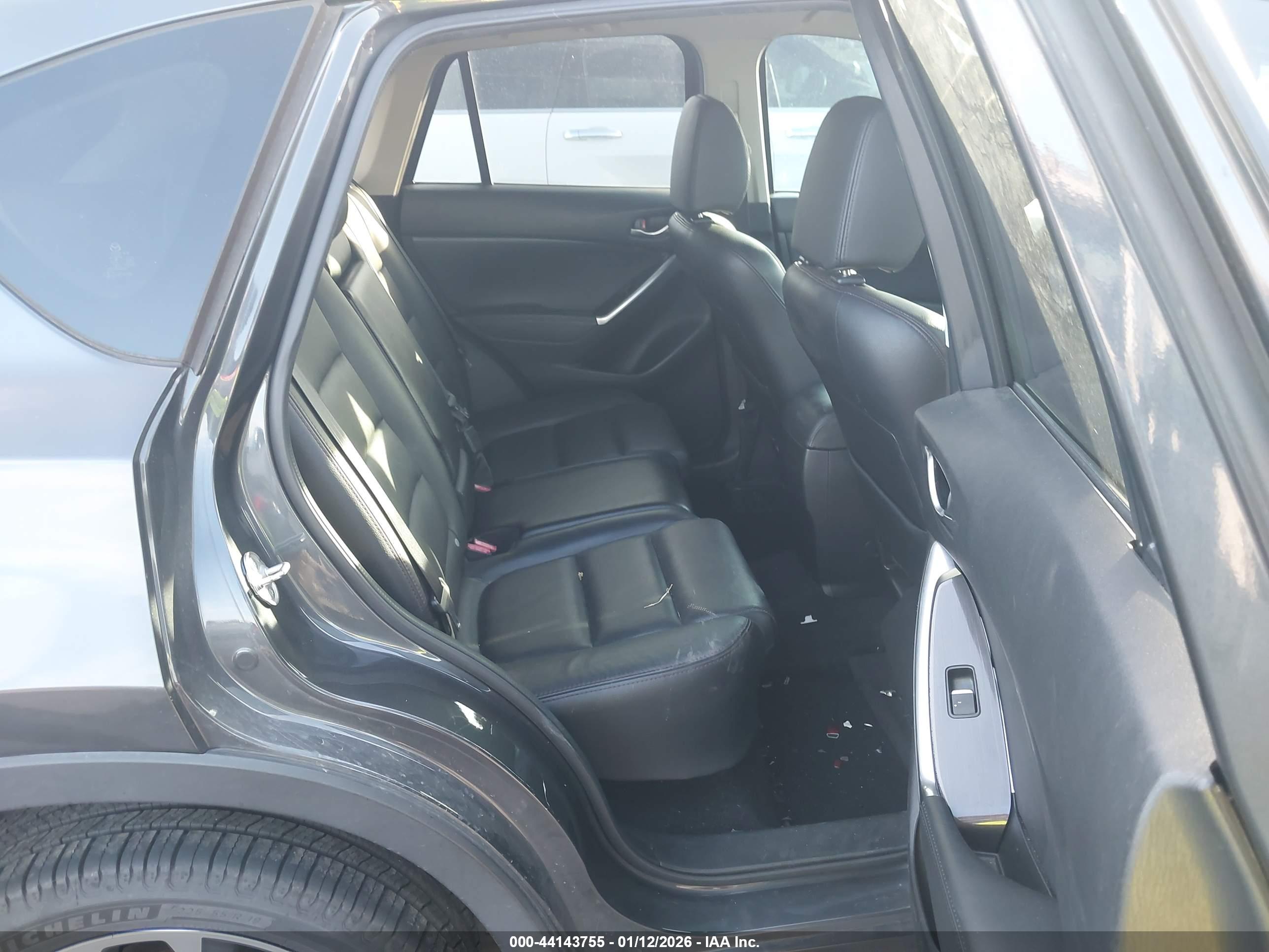MAZDA CX-5 image 8