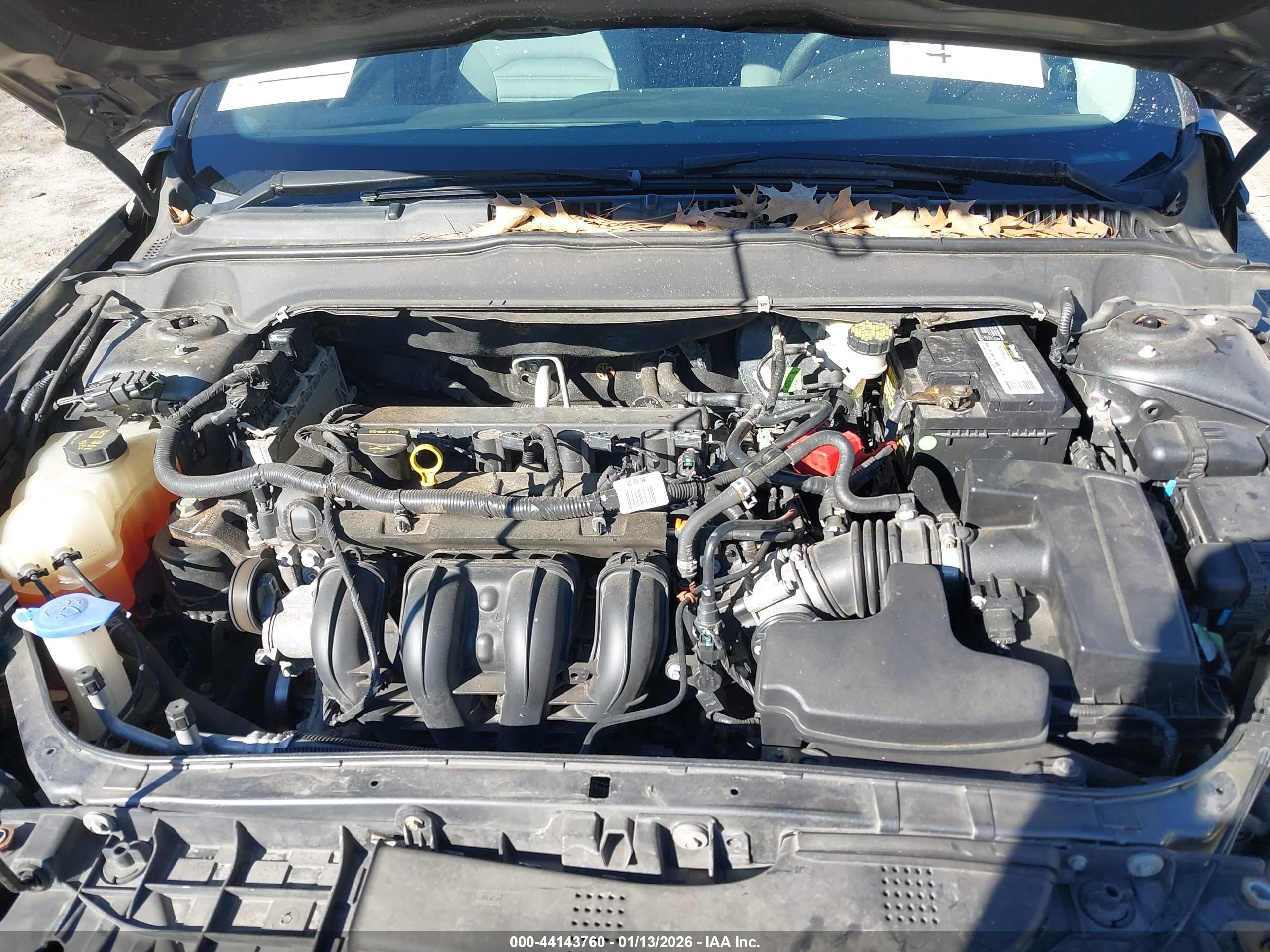 FORD FUSION image 10
