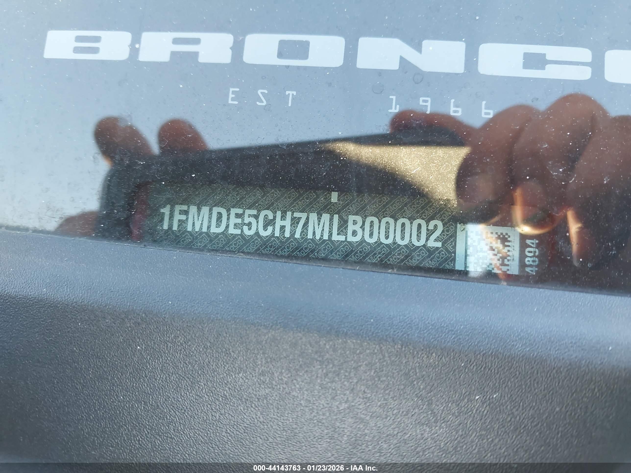 FORD BRONCO image 9