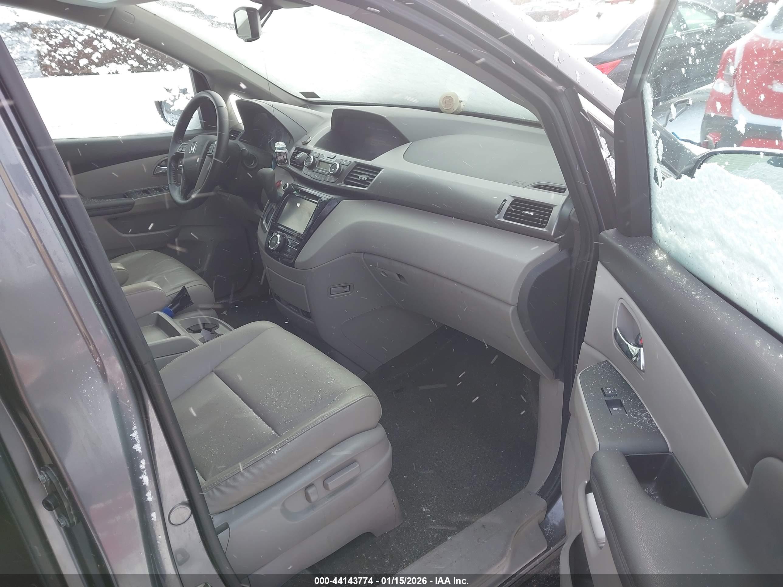 HONDA ODYSSEY image 5