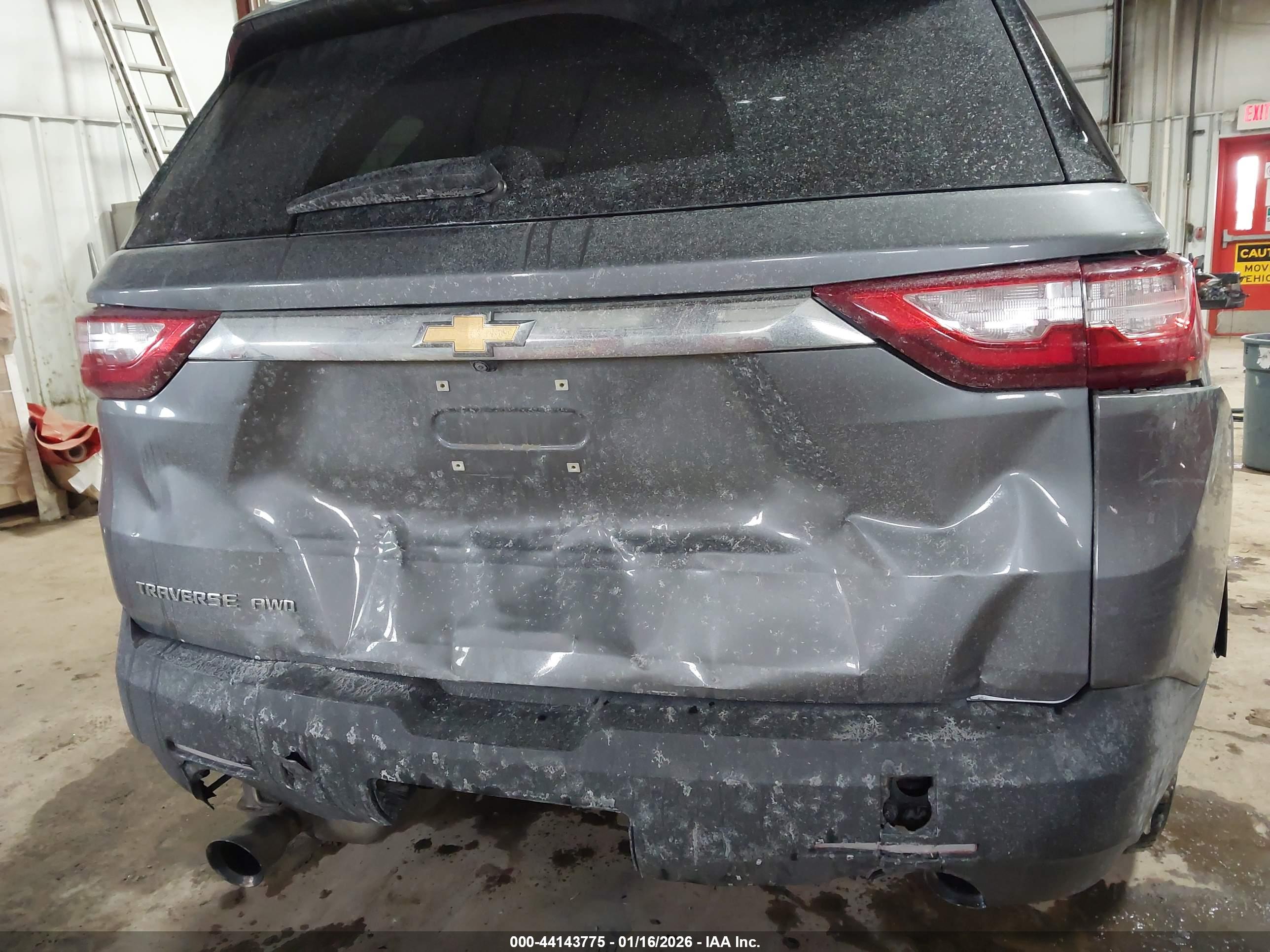 CHEVROLET TRAVERSE image 6