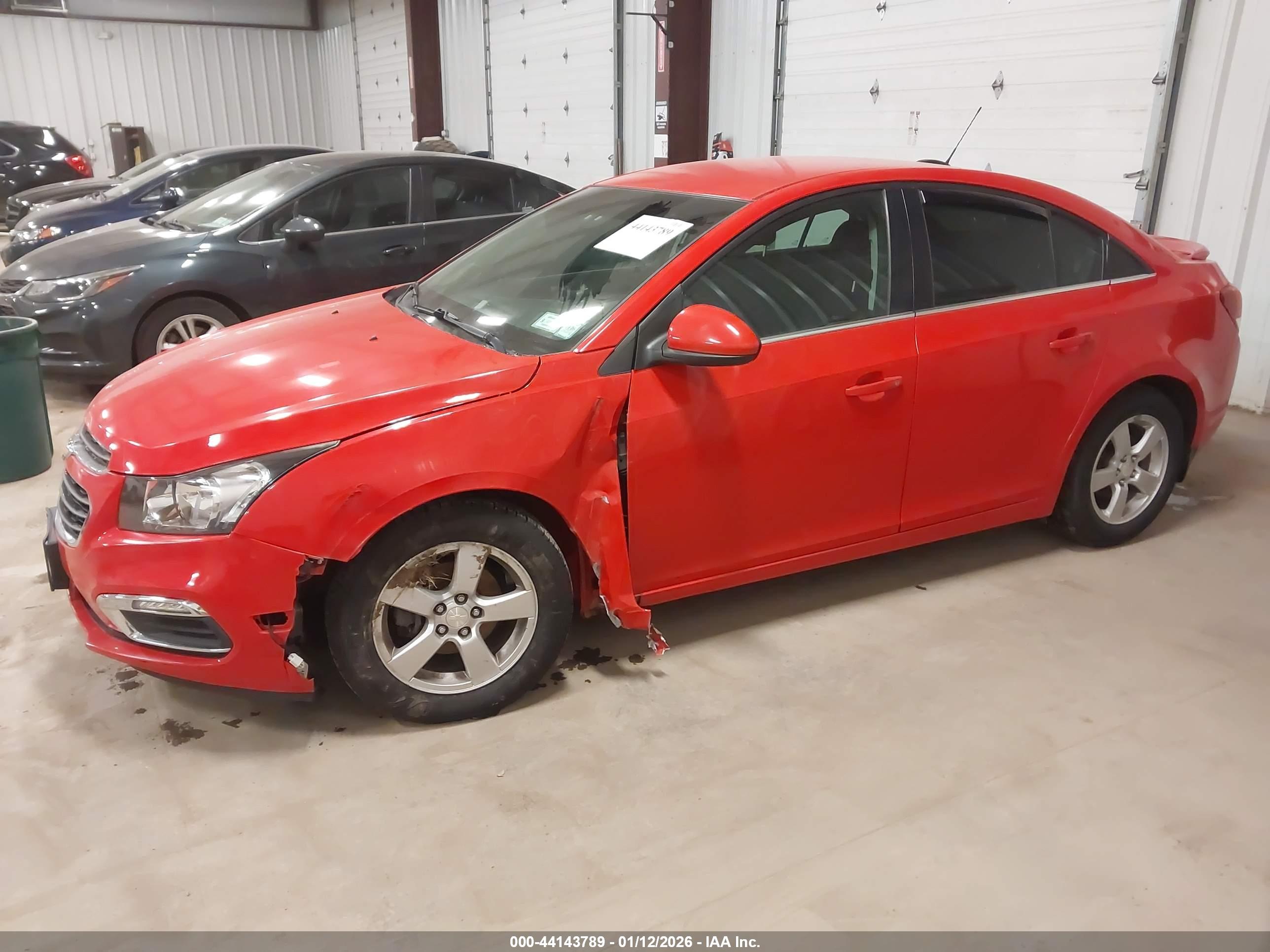 CHEVROLET CRUZE image 2