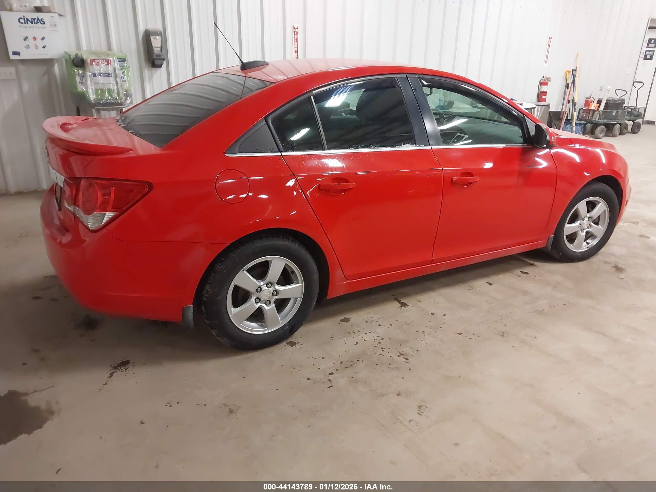 CHEVROLET CRUZE image 4