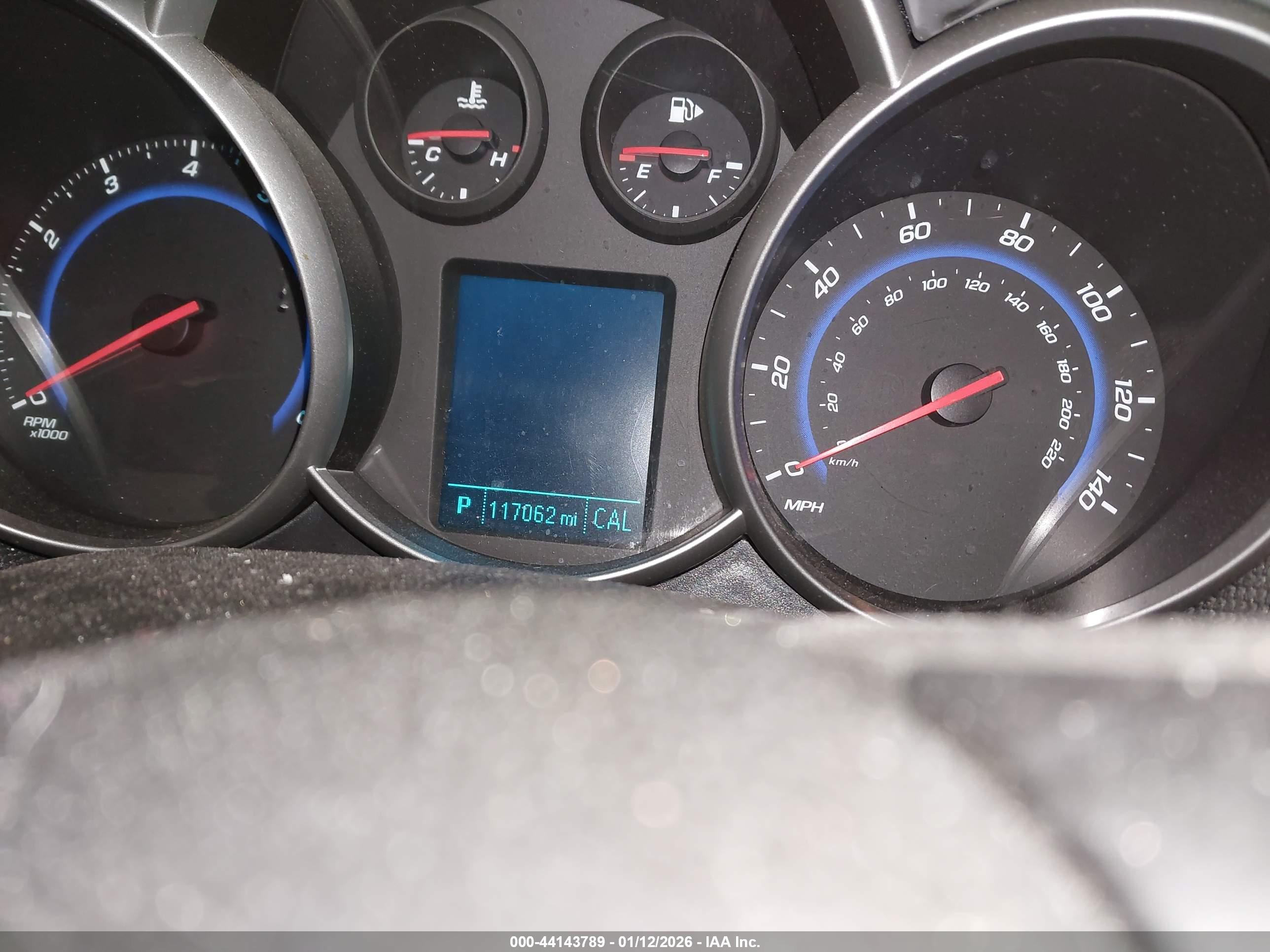 CHEVROLET CRUZE image 7