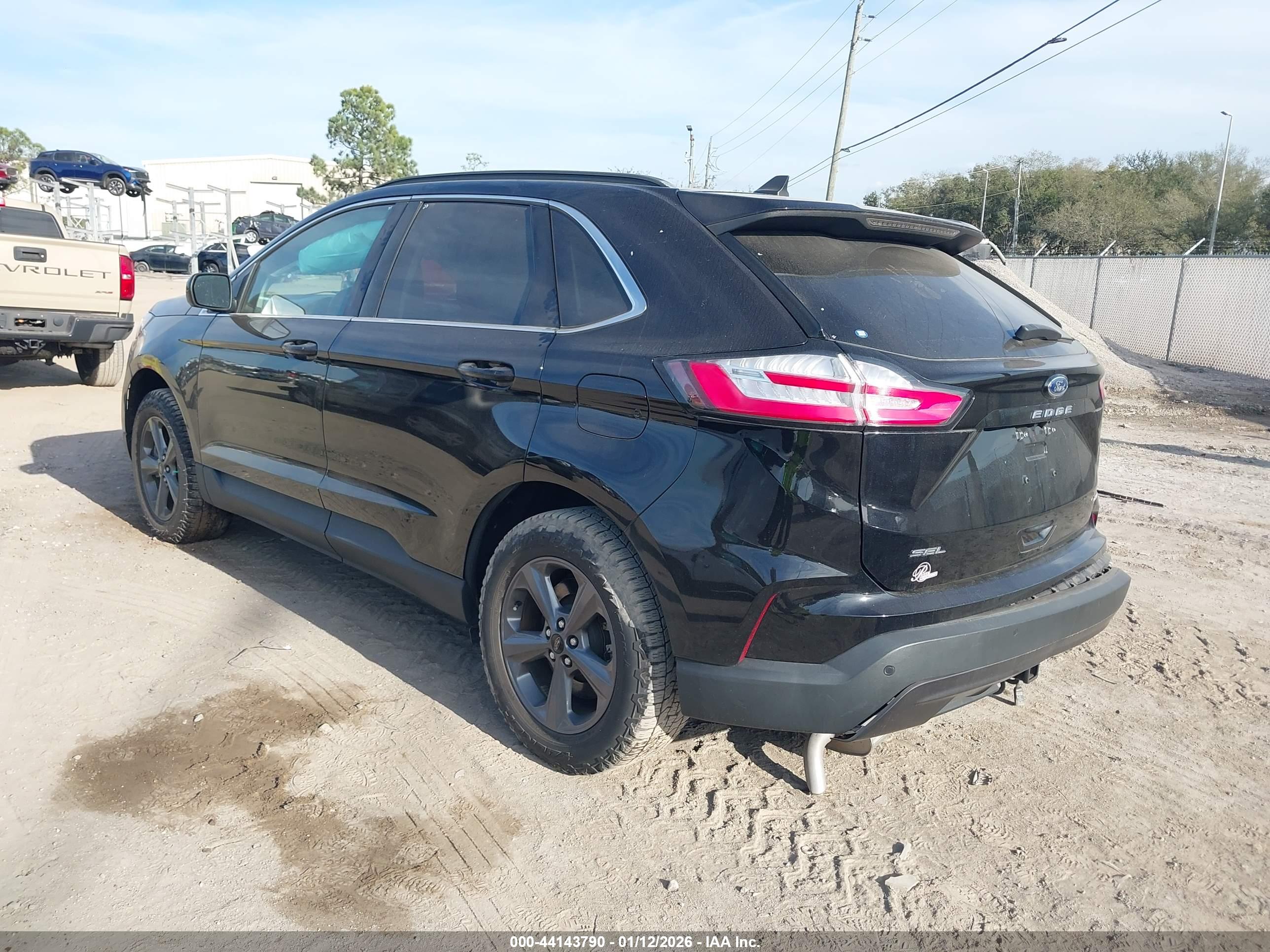 FORD EDGE image 3