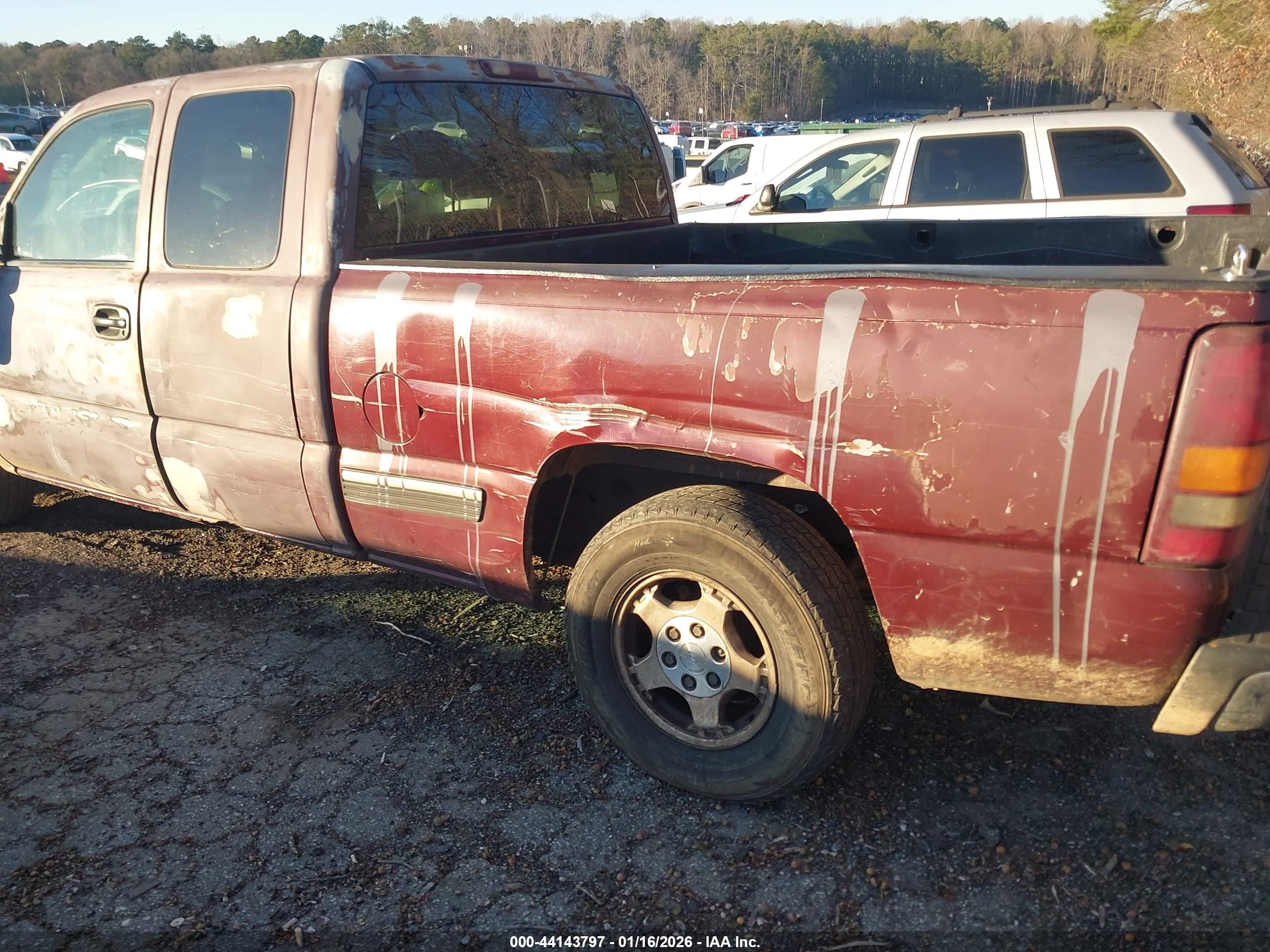 CHEVROLET SILVERADO image 6