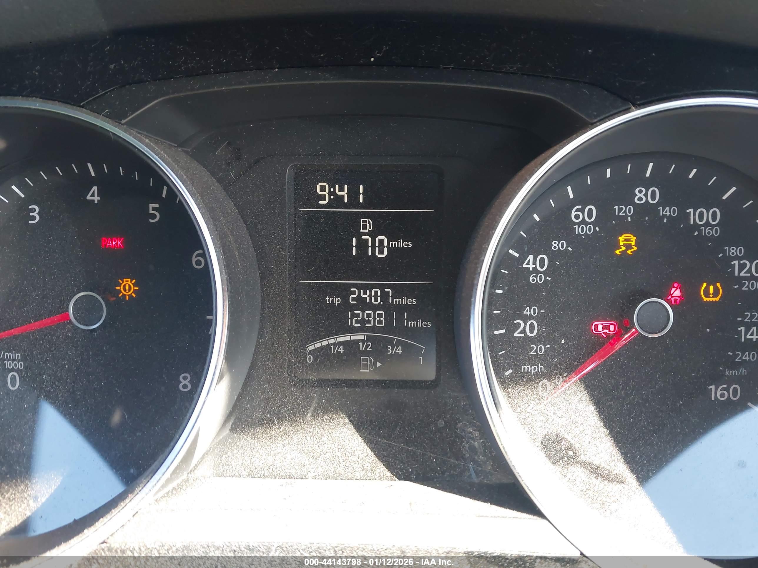 VOLKSWAGEN JETTA image 7