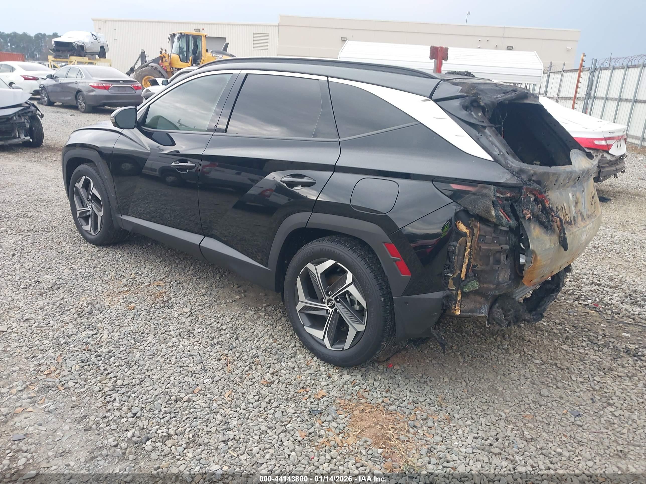 HYUNDAI TUCSON image 3