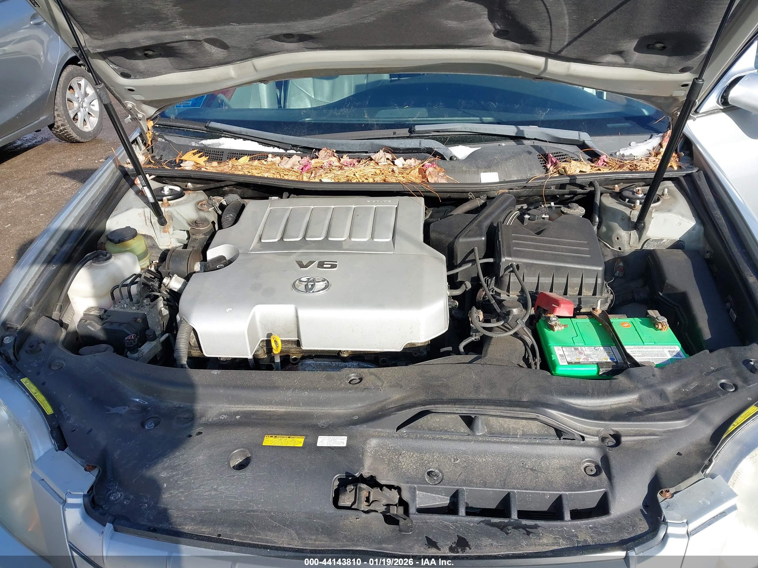 TOYOTA AVALON image 10