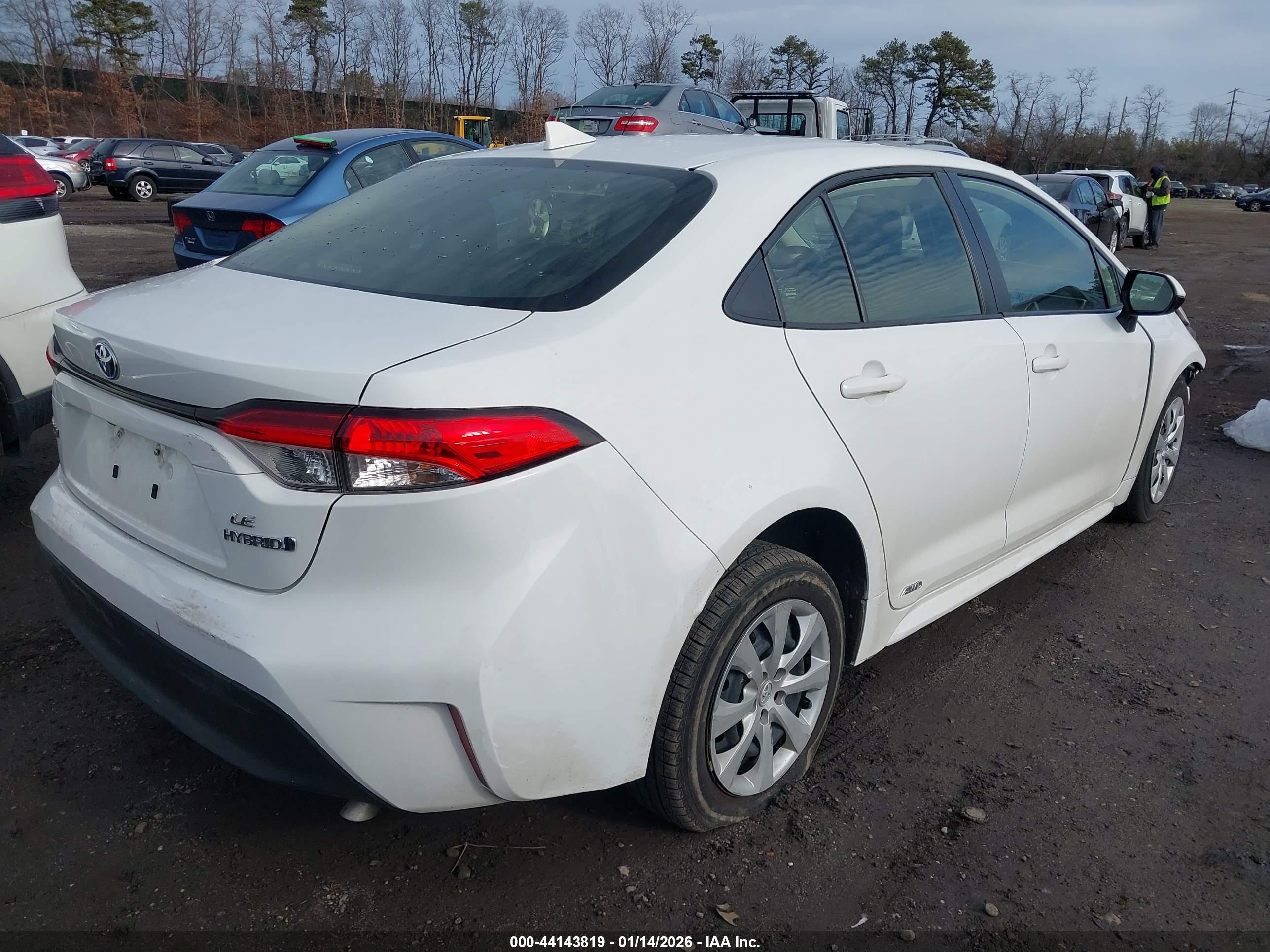 TOYOTA COROLLA image 4