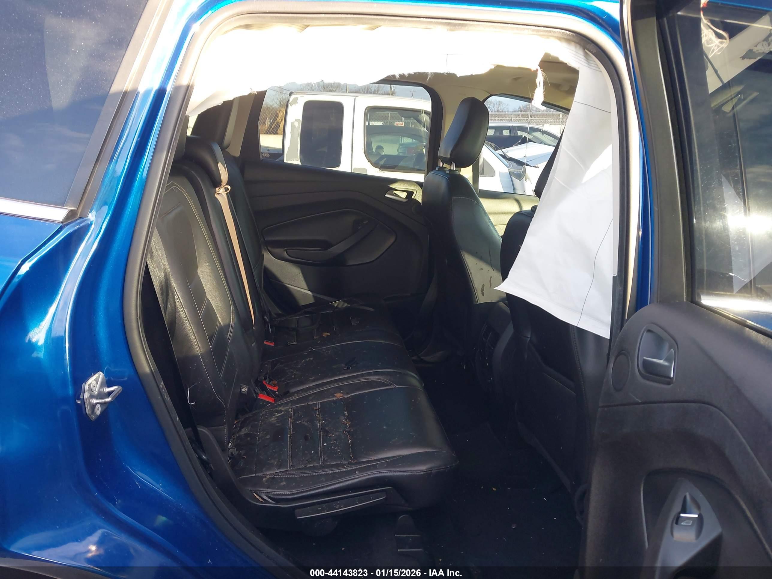 FORD ESCAPE image 8