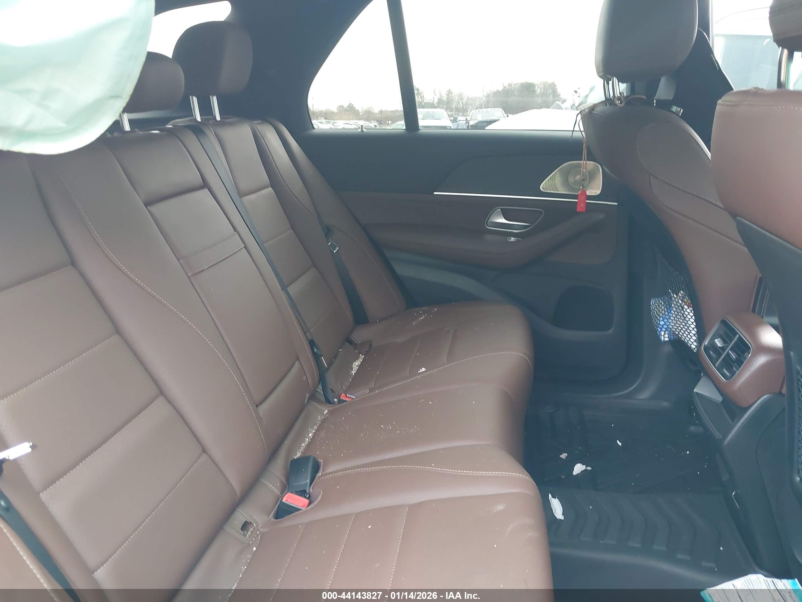 MERCEDES-BENZ GLE image 8