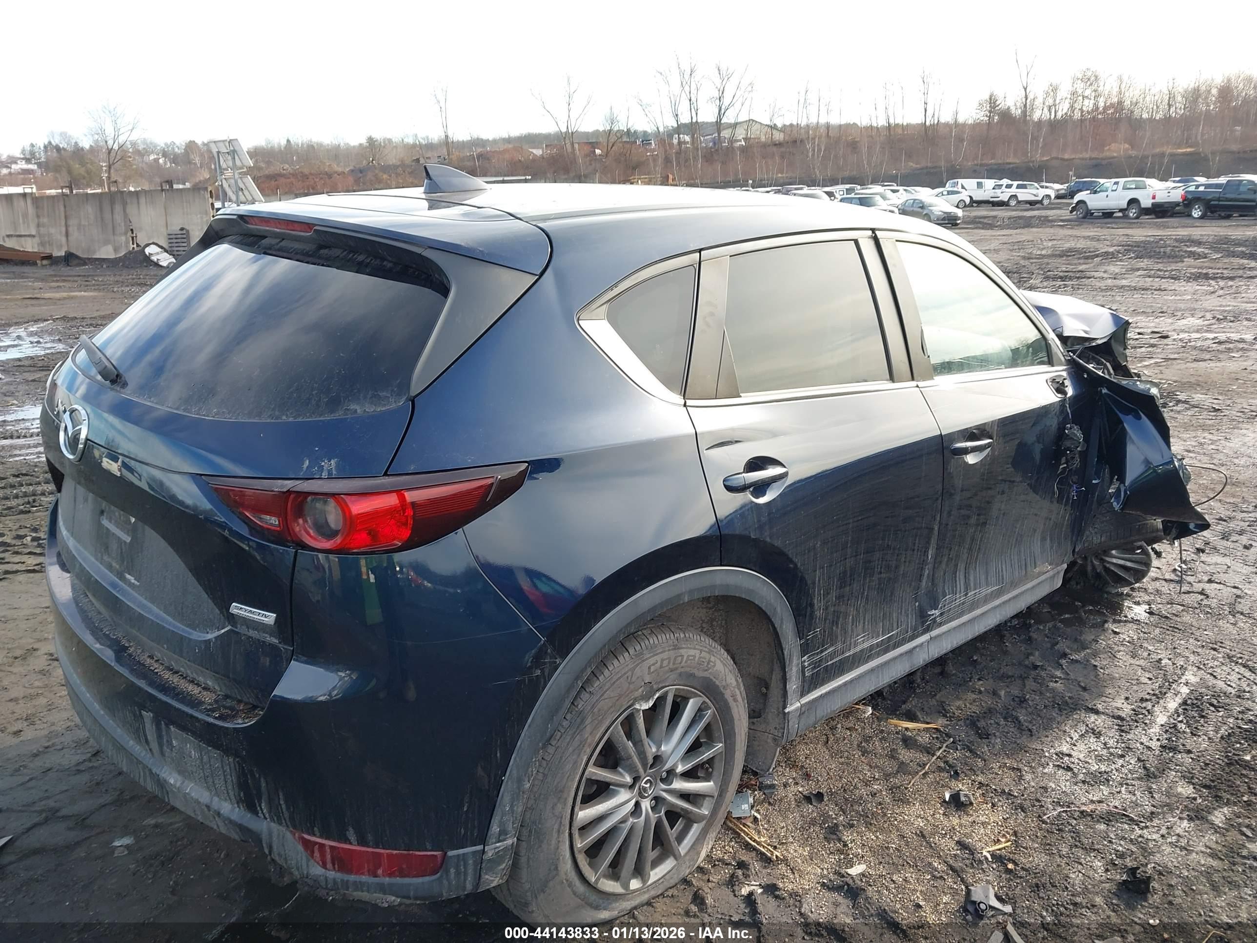 MAZDA CX-5 image 4