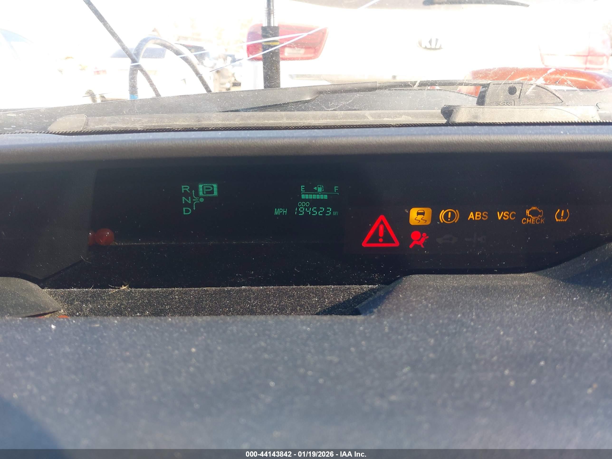TOYOTA PRIUS image 7