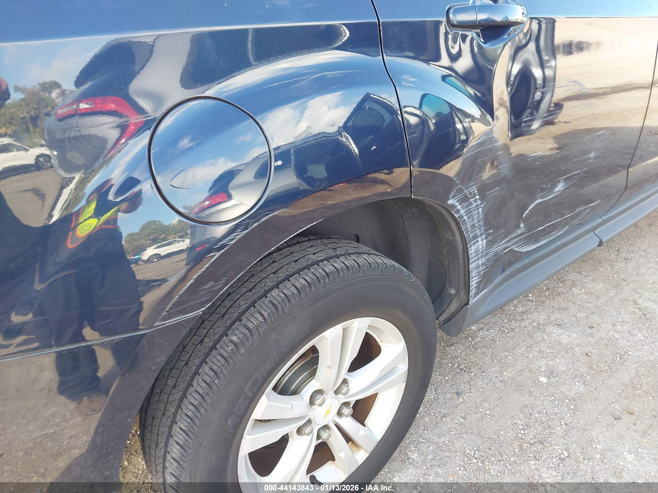 CHEVROLET EQUINOX image 6