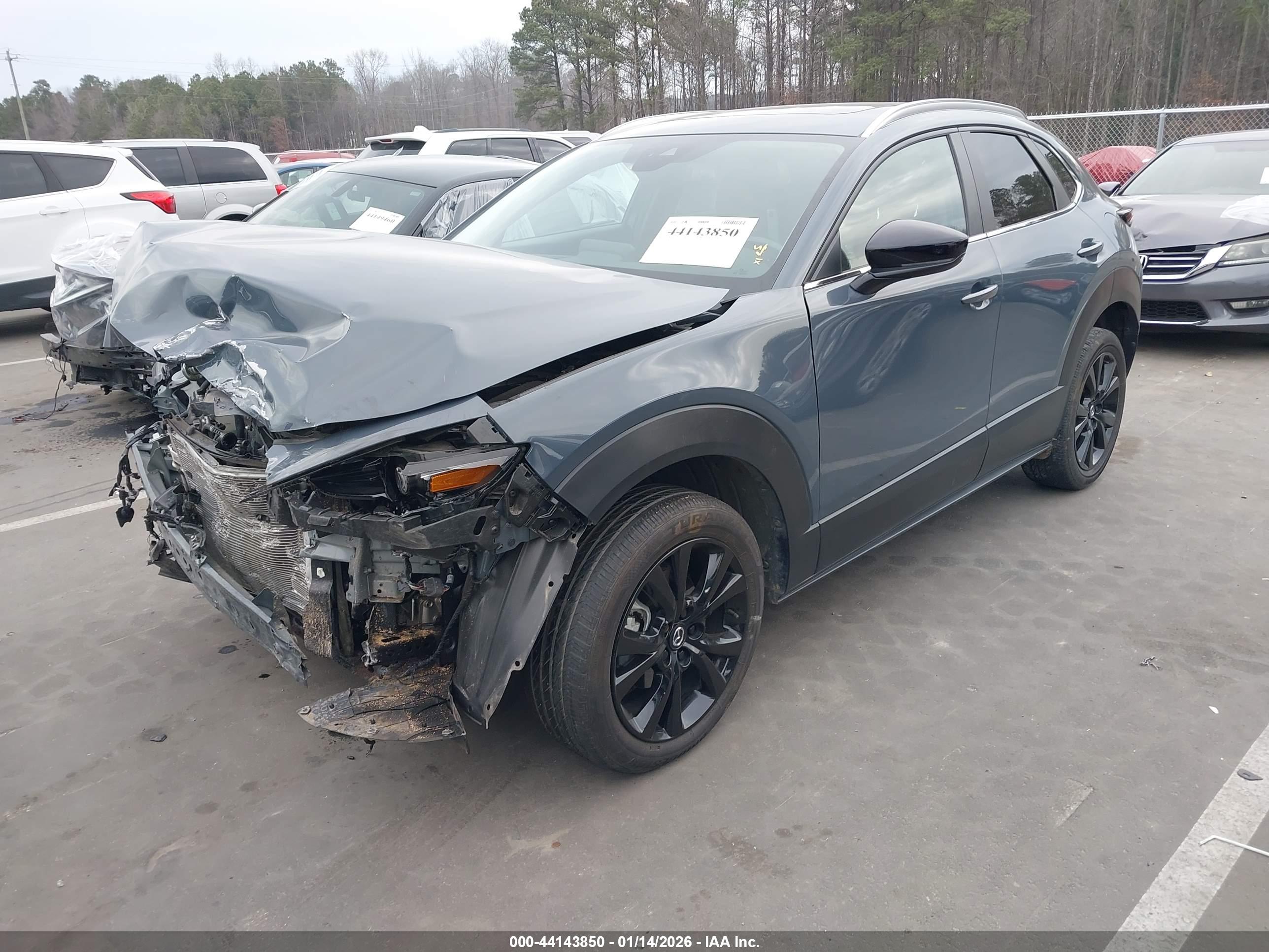 MAZDA CX-30 image 2
