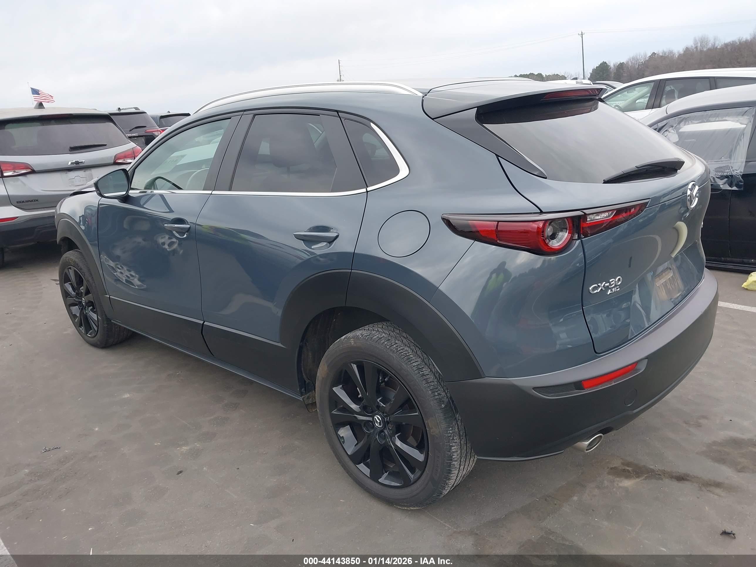MAZDA CX-30 image 3