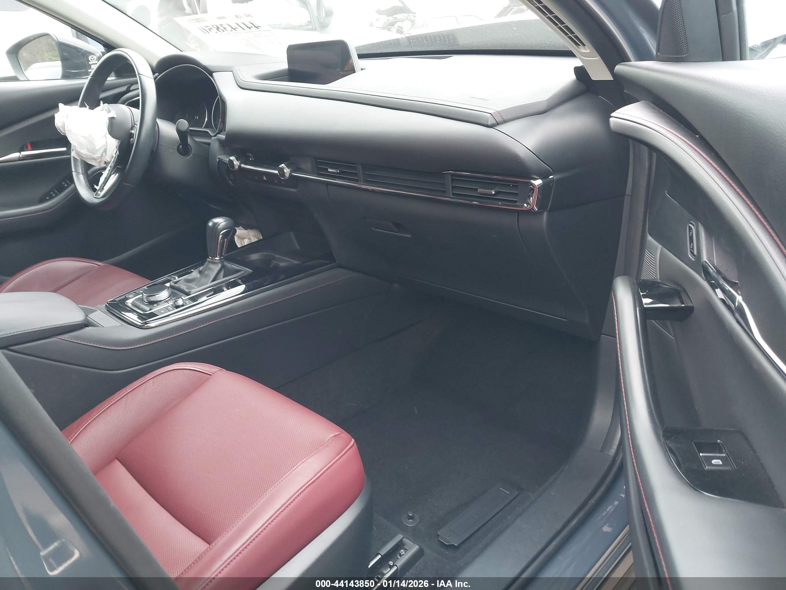 MAZDA CX-30 image 5
