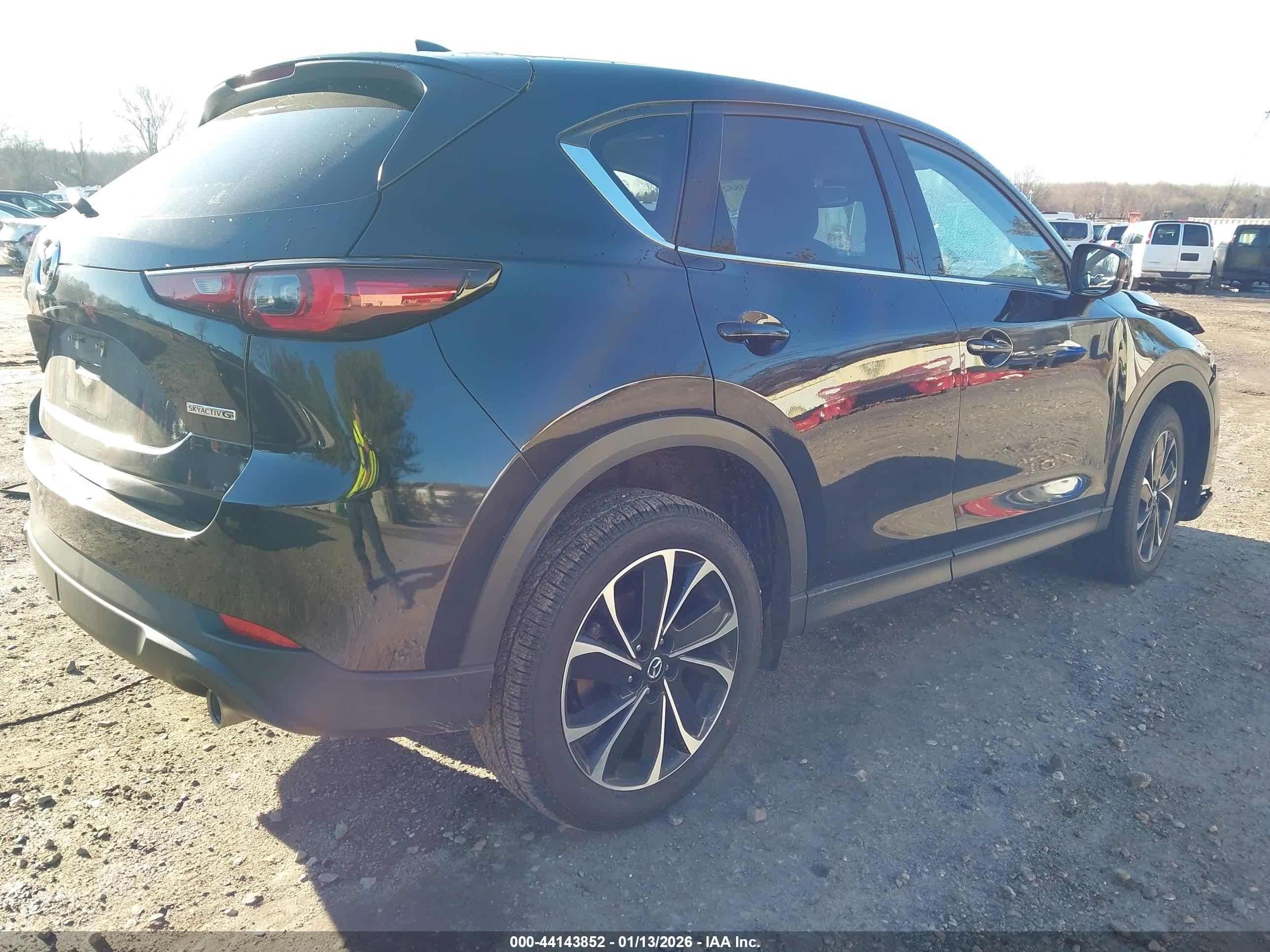 MAZDA CX-5 image 4