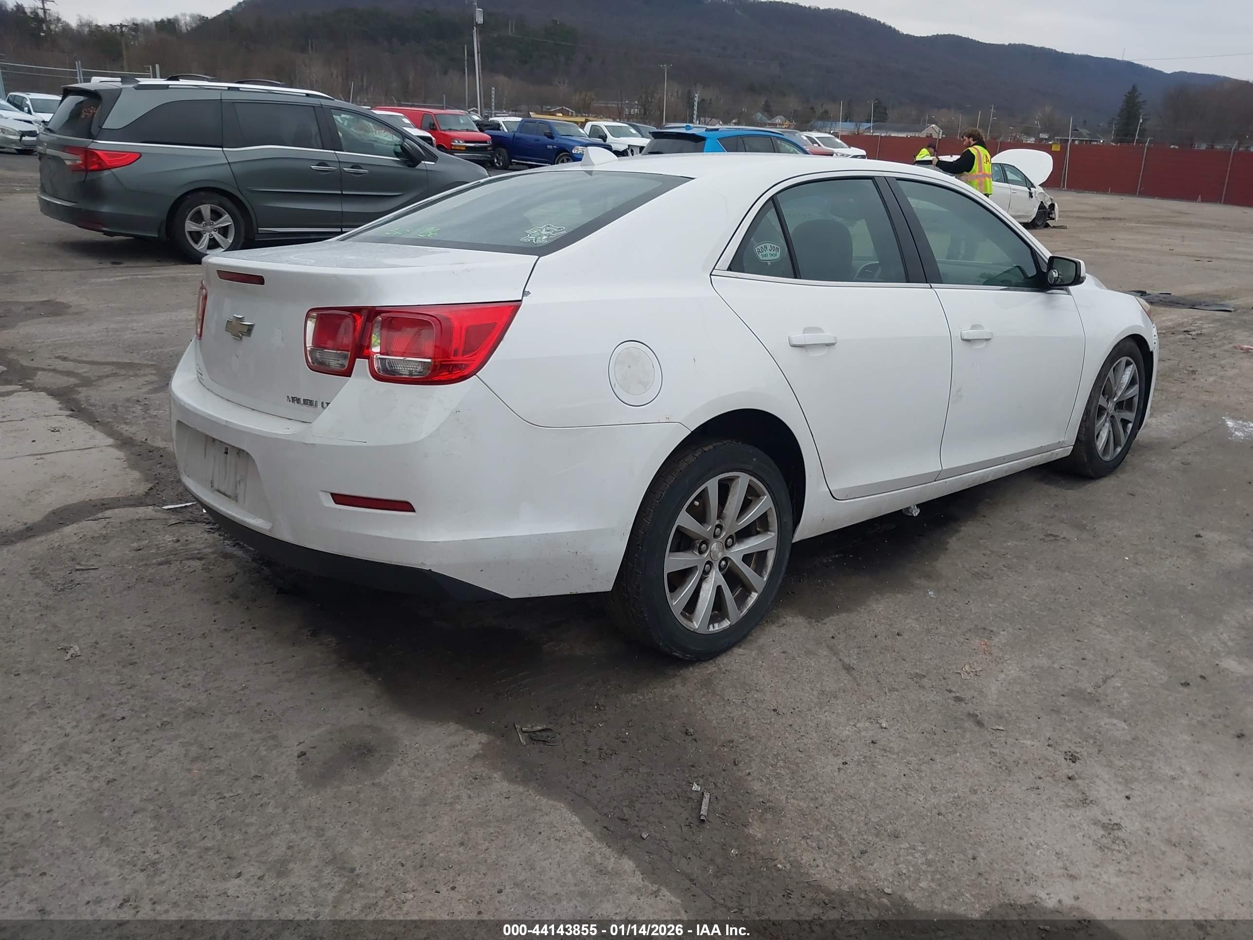 CHEVROLET MALIBU image 4