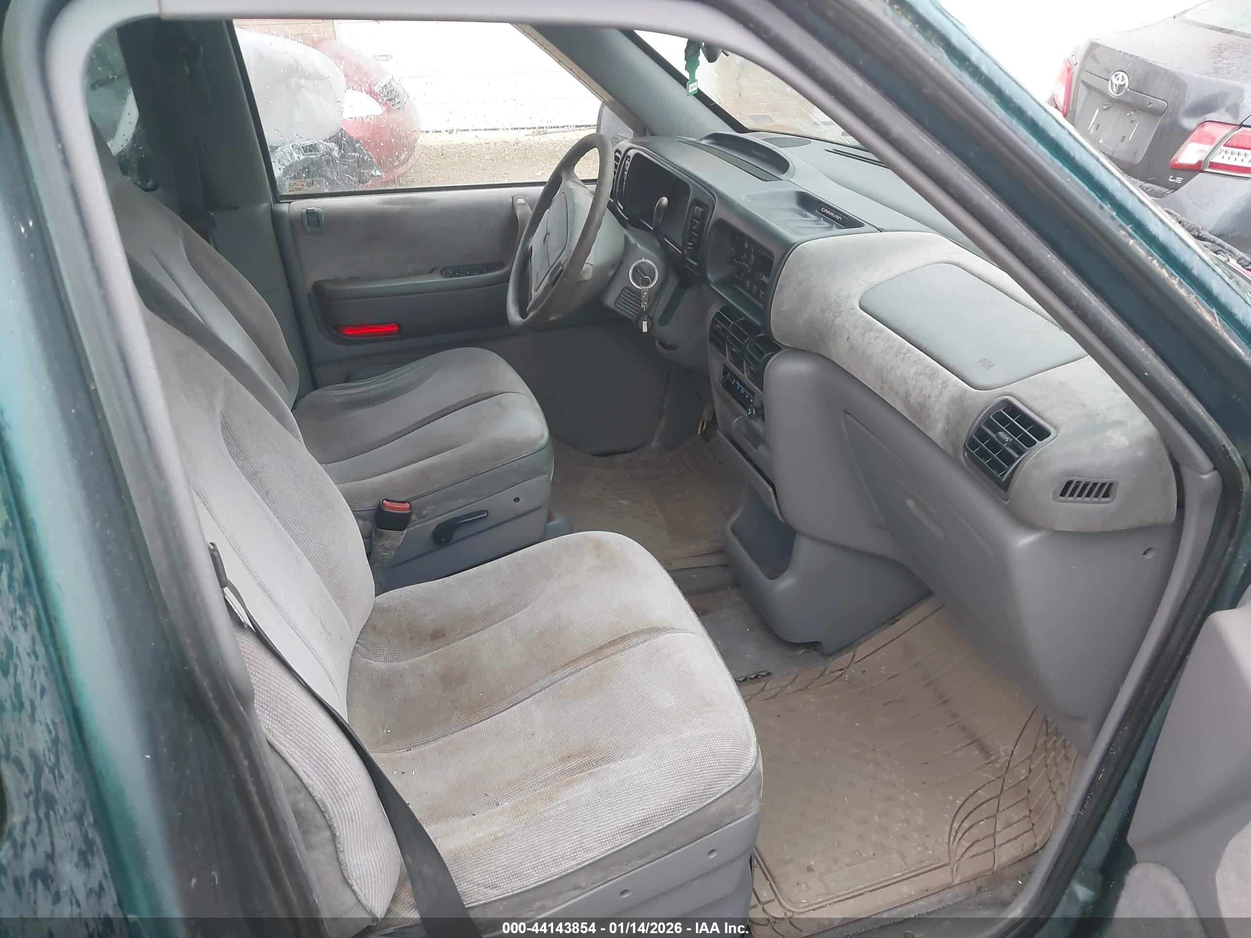 DODGE GRAND image 5