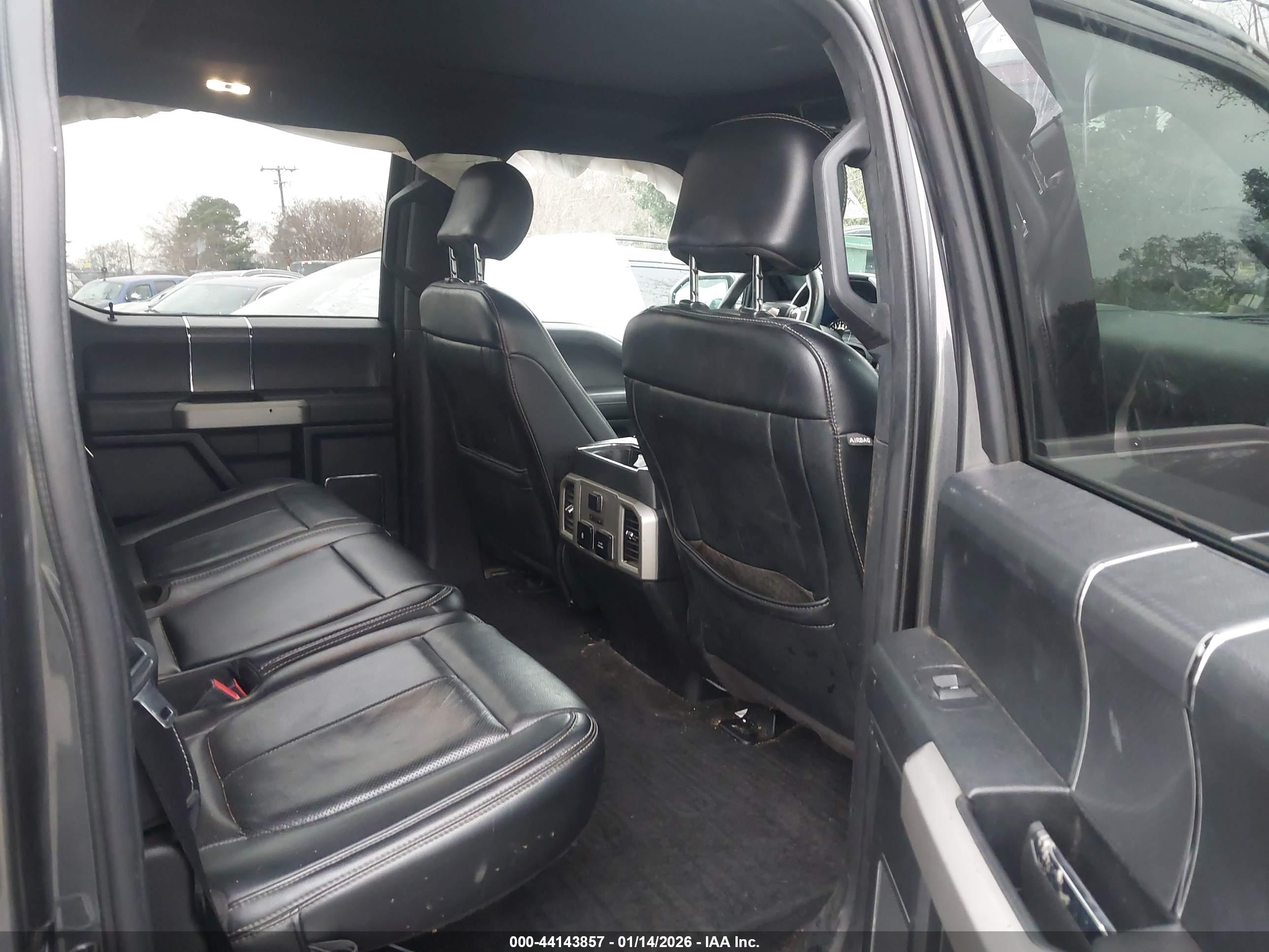 FORD F-150 image 8